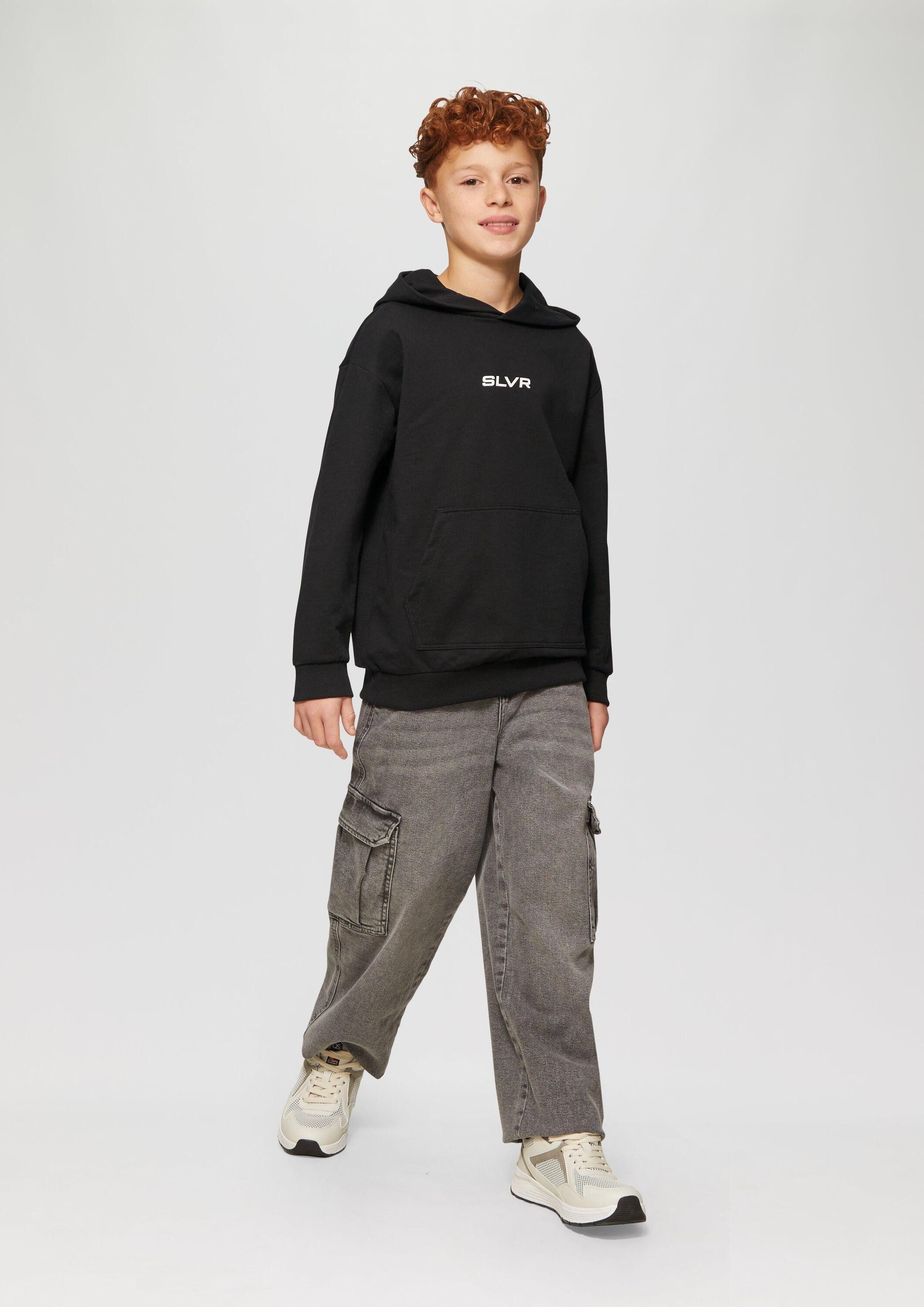 s.Oliver Sweatshirt Sweatshirt Unisex Kapuzen-Sweatshirt mit Känguru-Tasche und Frontprint – Bild 3 von 5