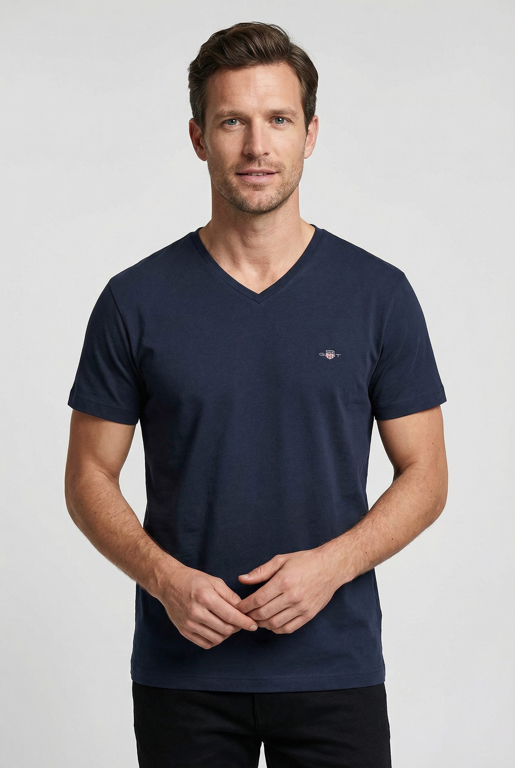 T-Shirt SLIM SHIELD V-NECK T-SHIRT