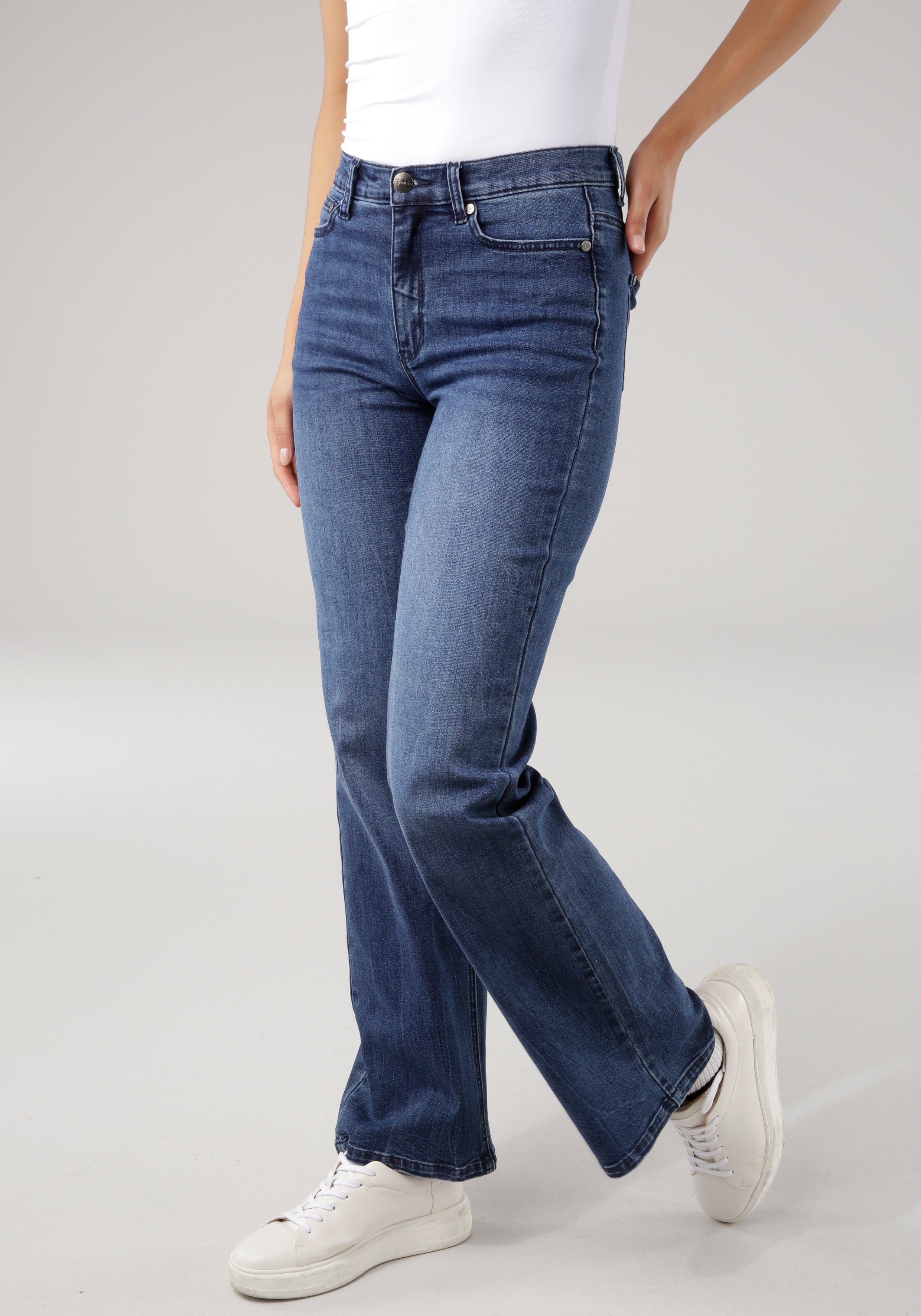 5-pocket-Style im Jeans Weite Tamaris