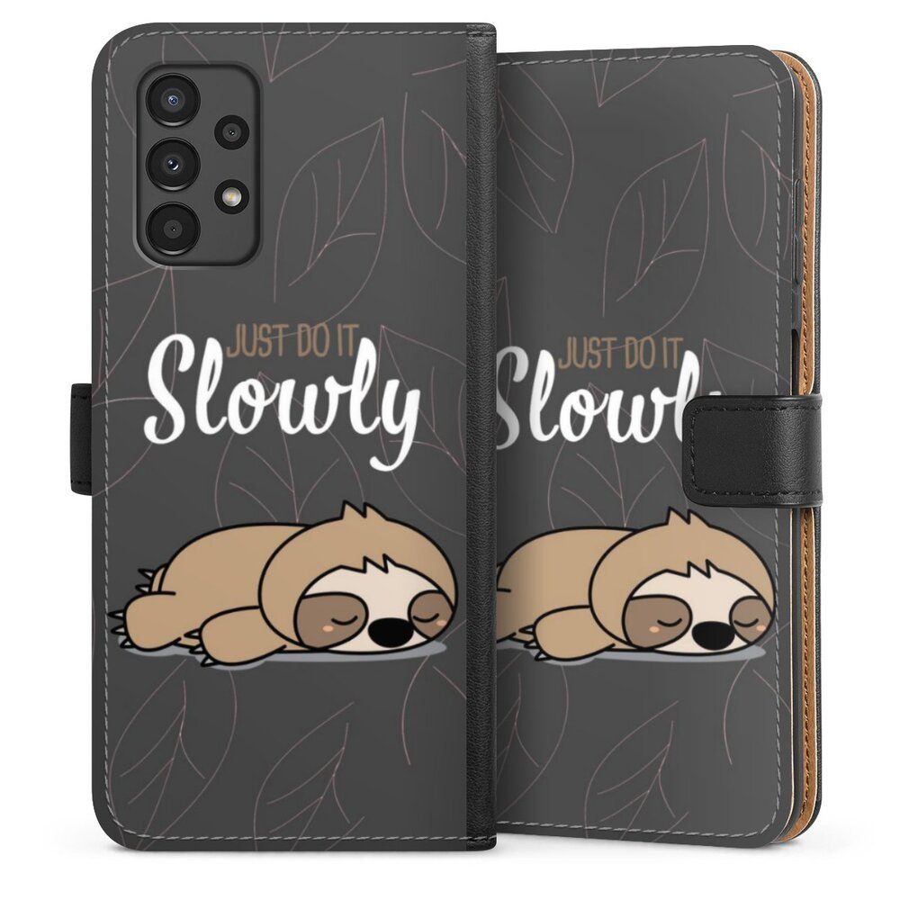 DeinDesign Handyhülle lazy sunday Sprüche Faultier Just Do It Slowly Sloth Grey, Samsung Galaxy A13 4G Hülle Handy Flip Case Wallet Cover