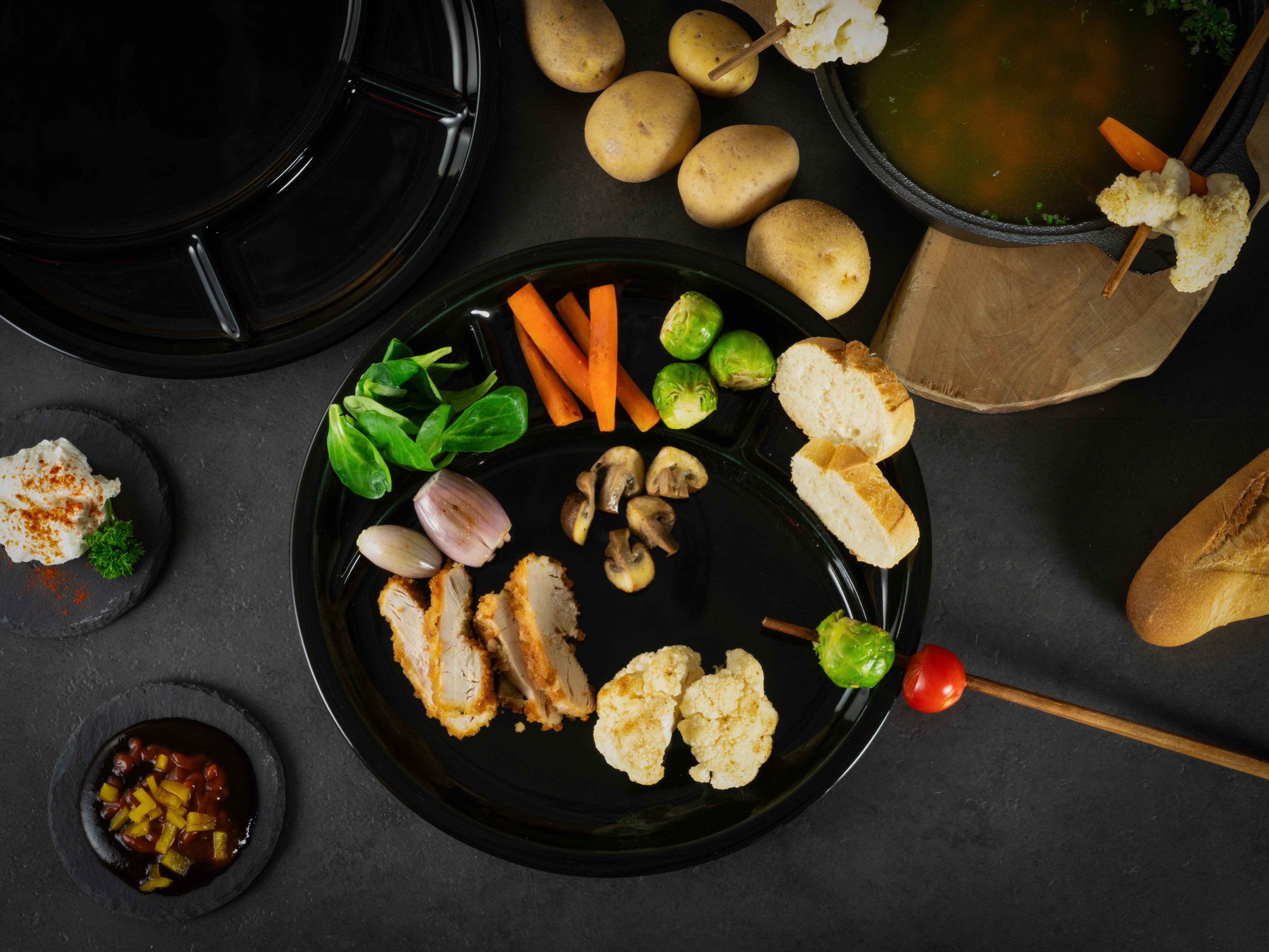 CreaTable Fondueteller Essteller Universal, (4 St), Teller Set, 4 Personen, Porzellan, spülmaschinenfest, Made in Europe