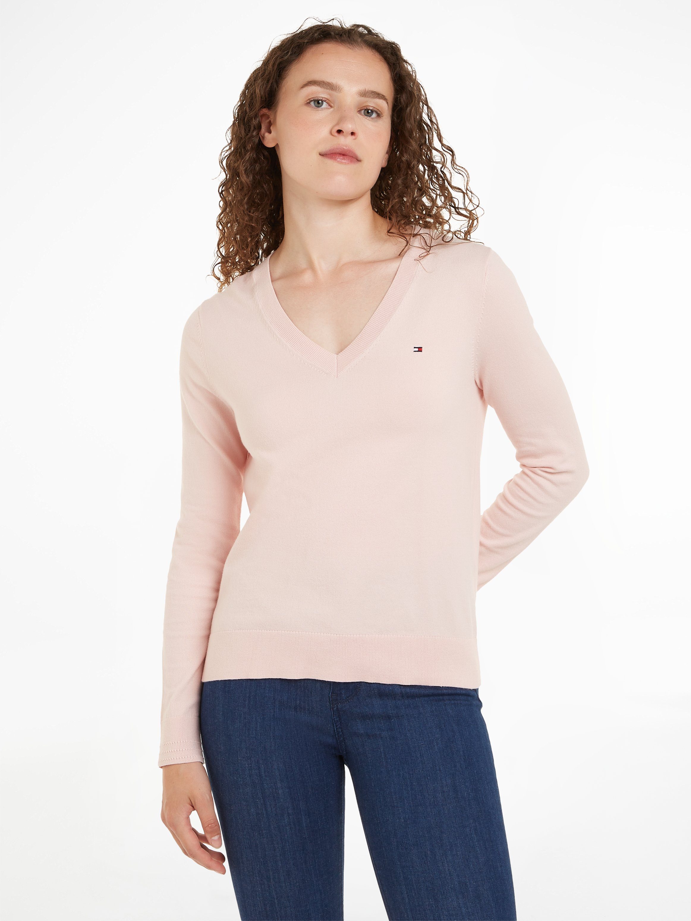 Tommy Hilfiger V-Ausschnitt-Pullover mit Tommy Hilfger Logo-Flag auf dem Ärmel