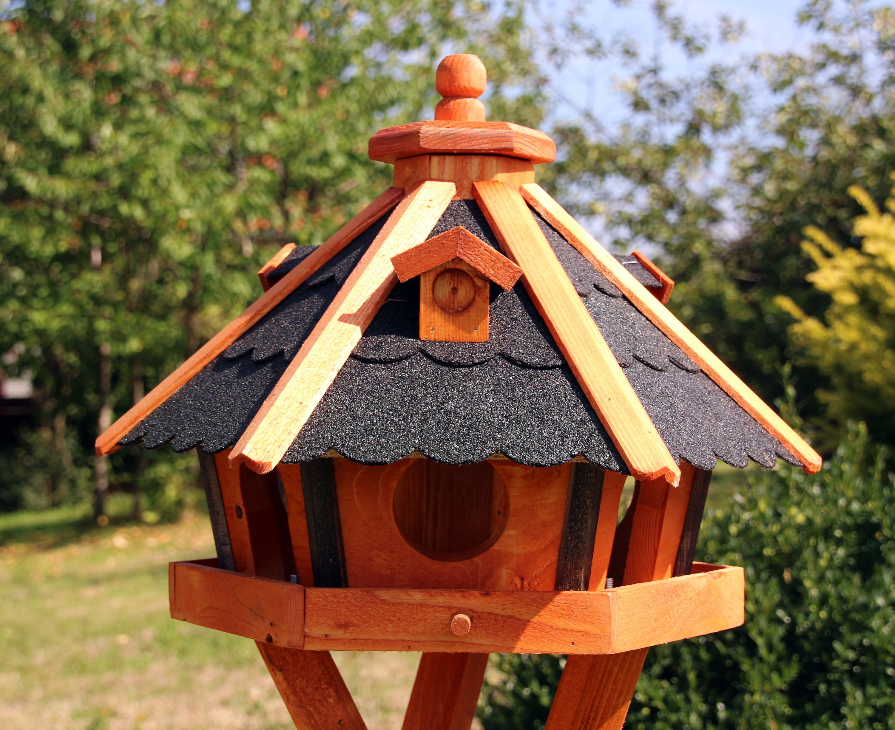 Vogelhaus Schickes Vogelhaus 47x33 cm wetterfest wahlweise mit Solar Typ 23