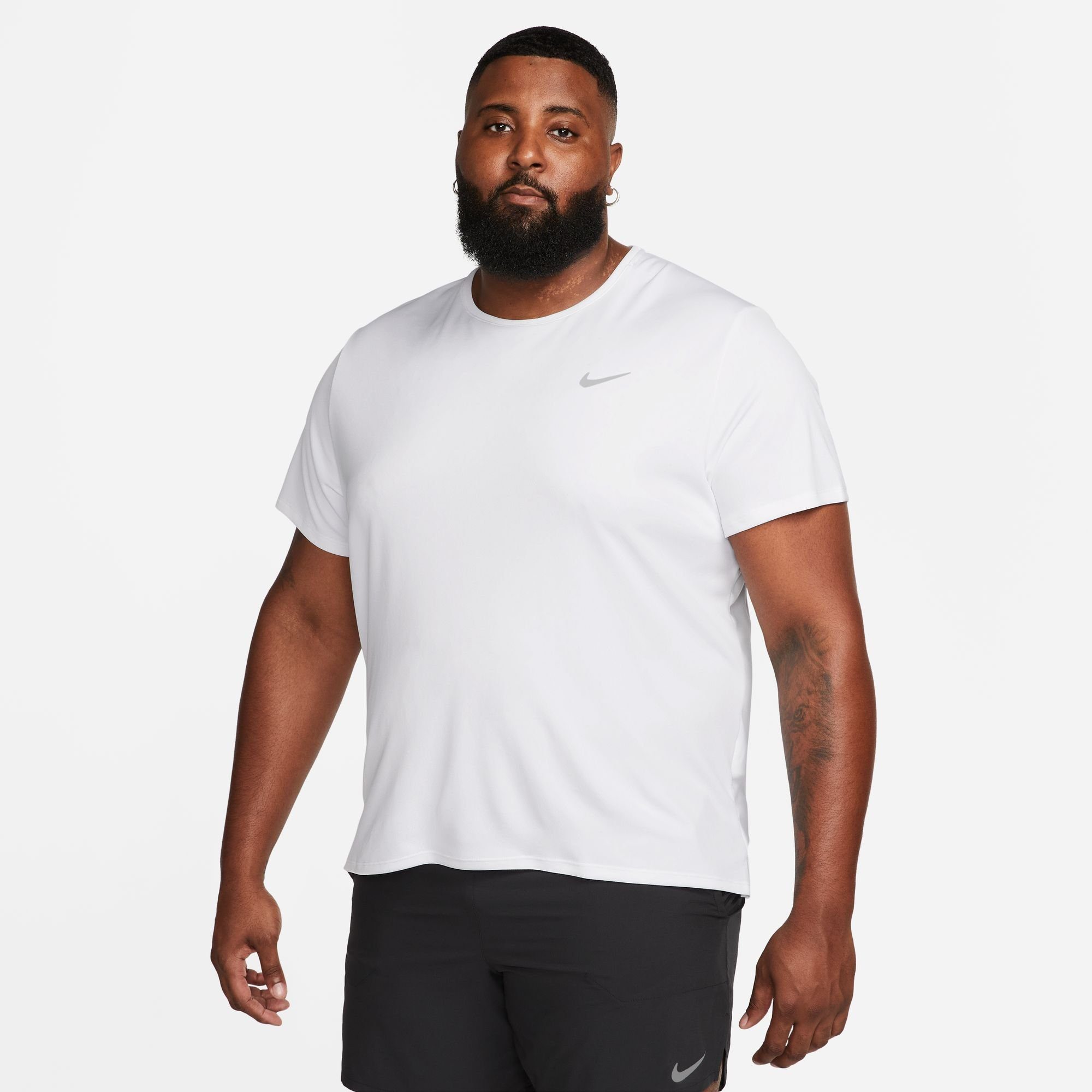 MEN'S WHITE/REFLECTIVE MILER Nike RUNNING TOP UV Laufshirt DRI-FIT SHORT-SLEEVE SILV