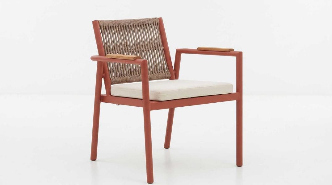 JVmoebel Stuhl Stuhl schön bequem praktisch kompakt beige moderner Terrasse