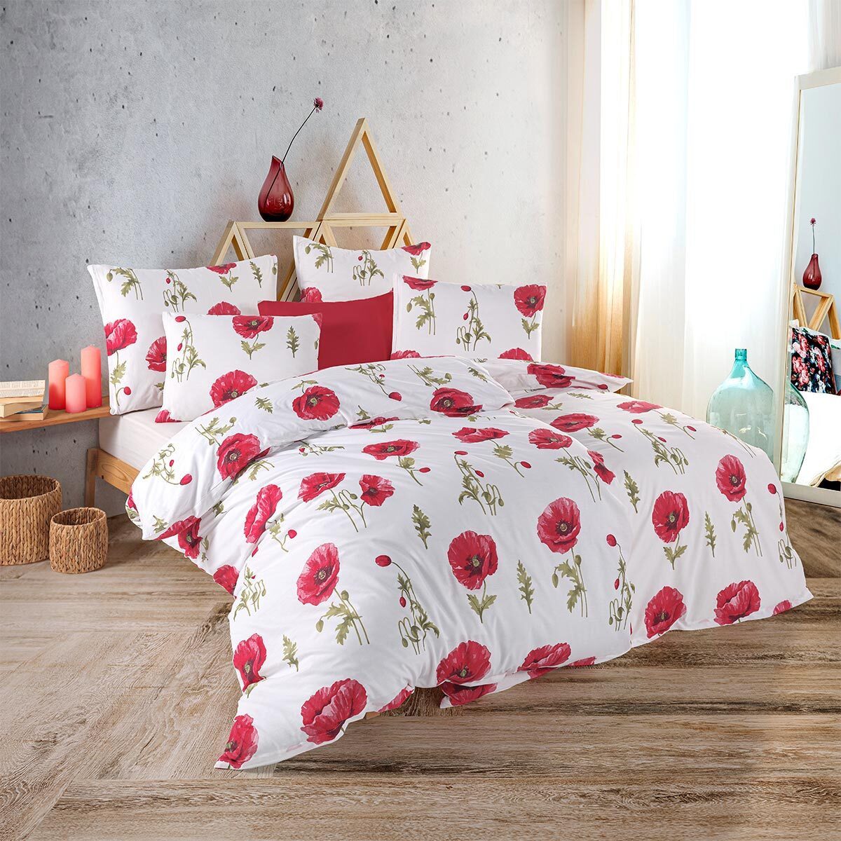 TRAUMSCHLAF Bettwäsche Mona, Renforce, 2 teilig, florales Design auf 100% B günstig online kaufen