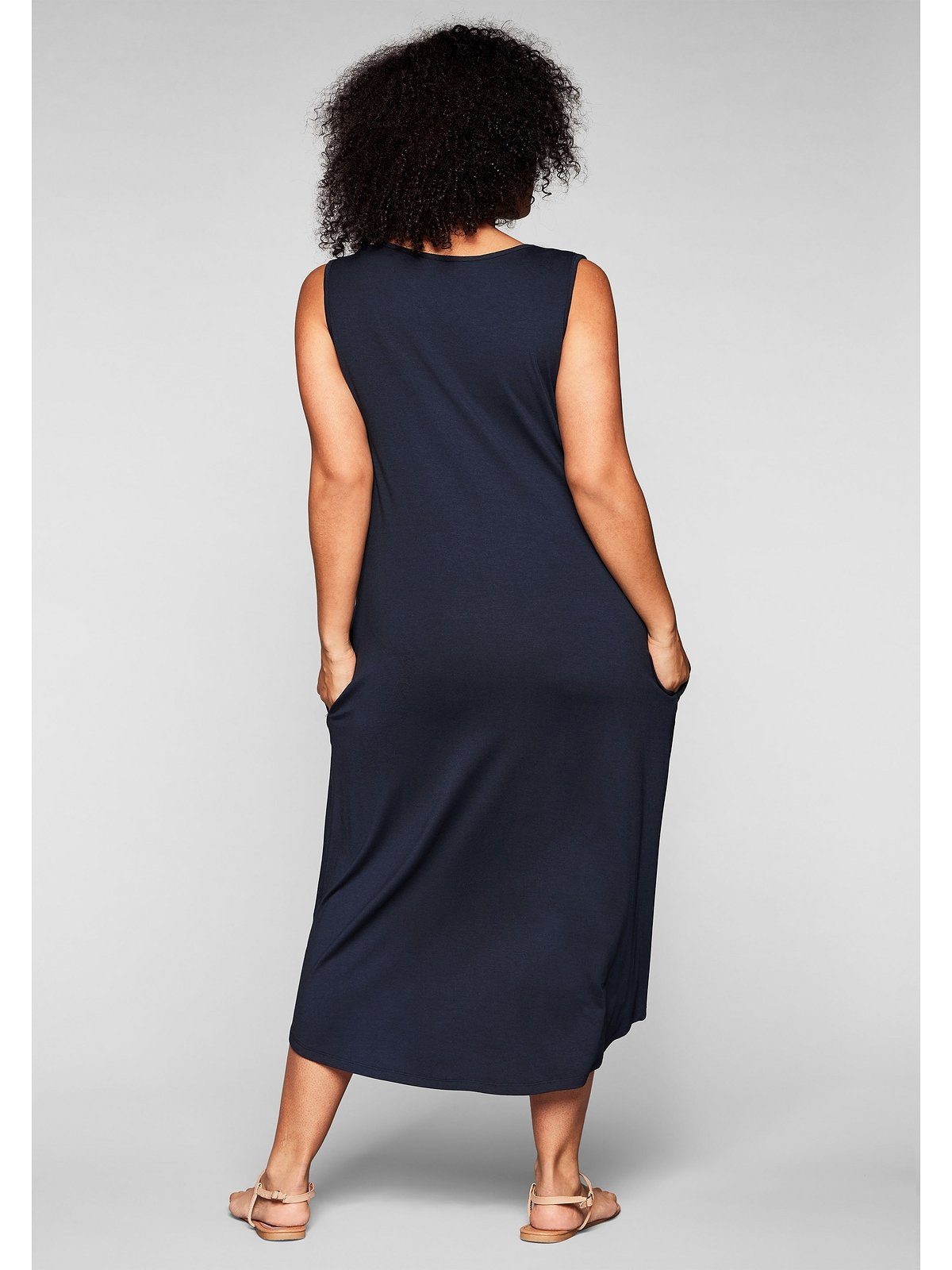 Sheego Strandkleid Große Größen mit Taschen, im Vokuhilaschnitt