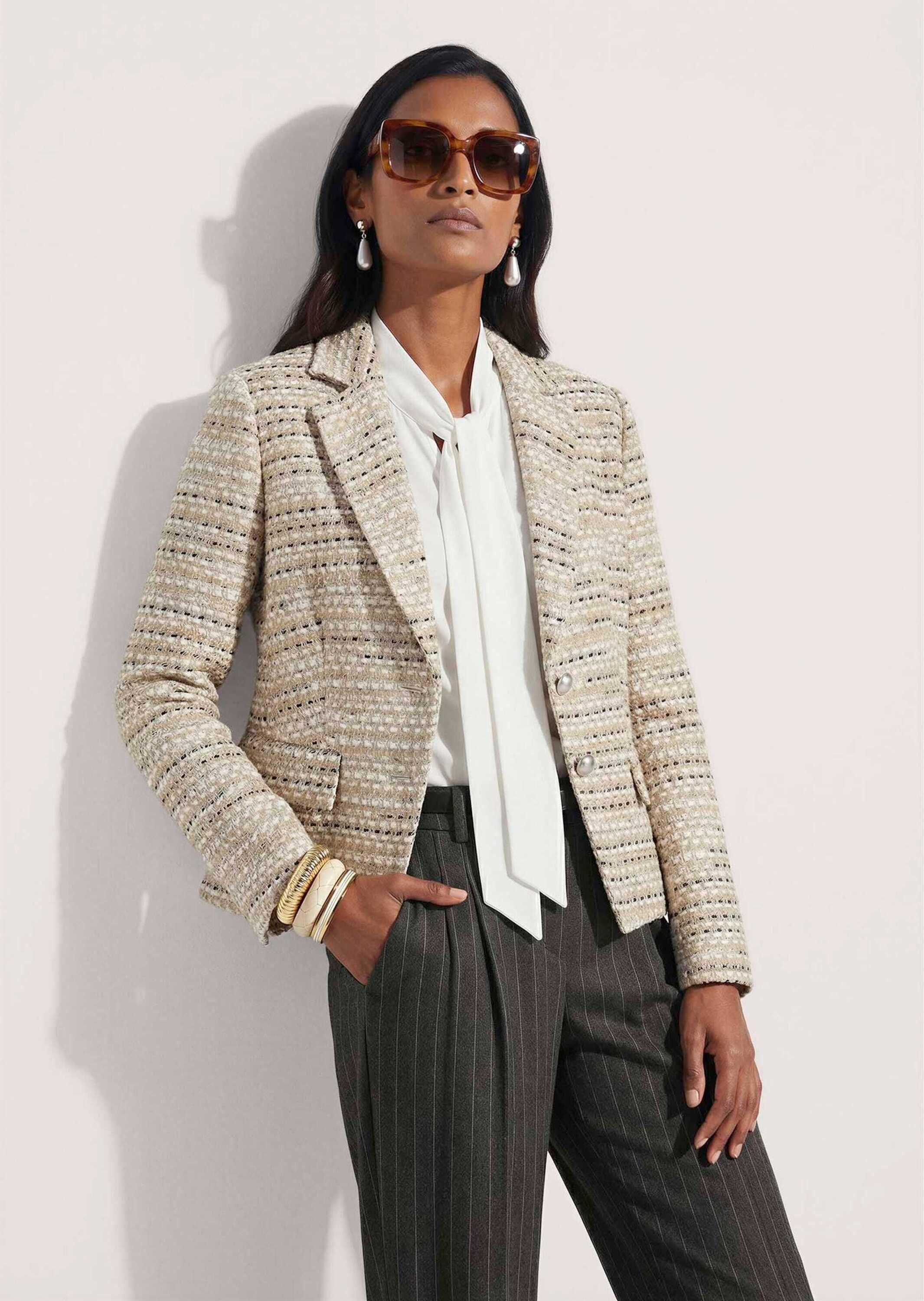 MADELEINE Kurzblazer Strukturierter Tweed-Blazer Reverskragen, Knopfleiste & lange Ärmel mit Schlitz