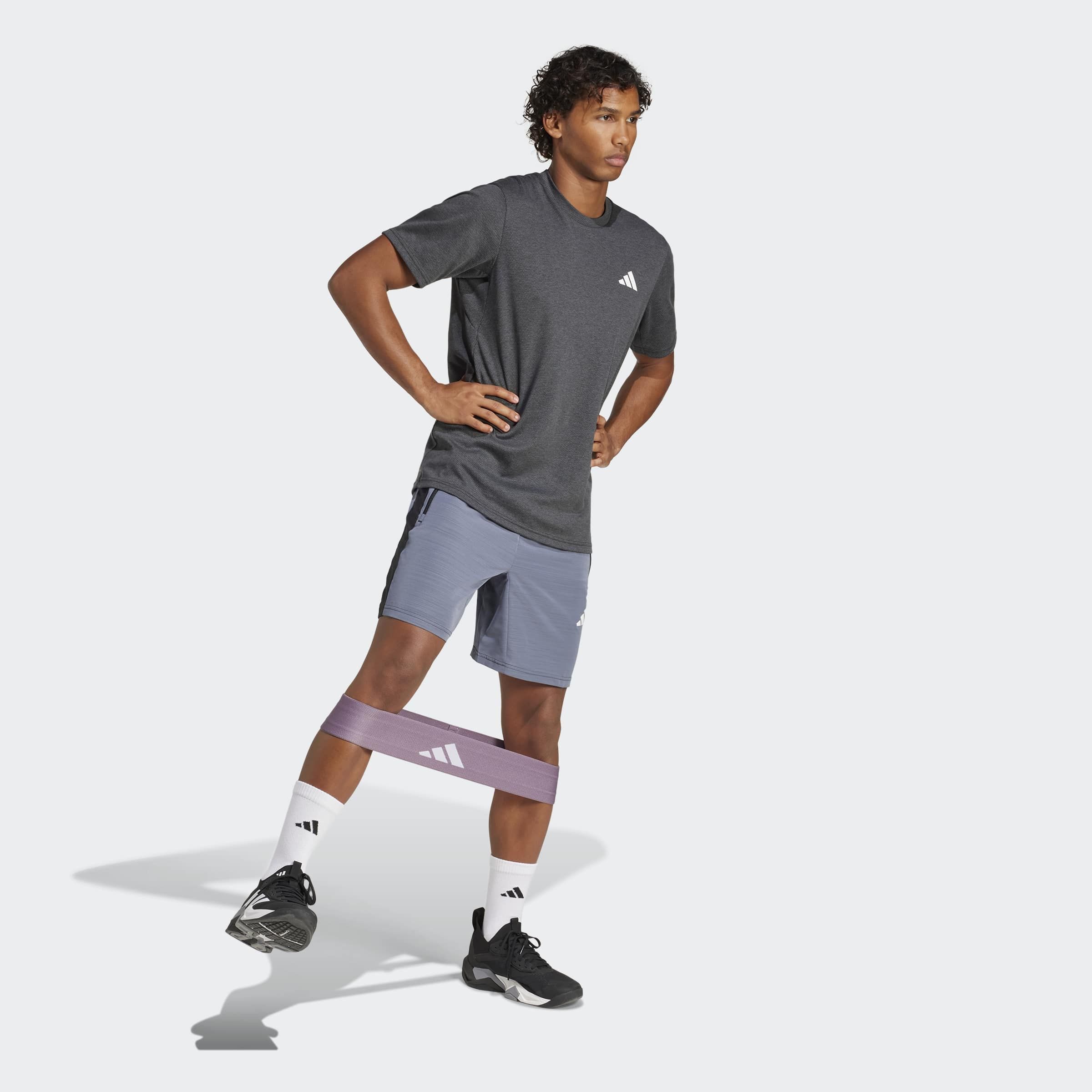 adidas Performance T-Shirt TRAIN ESSENTIALS FEELREADY NOVELTY Trainingsshirt mit CLIMACOOL, Pikeematerial