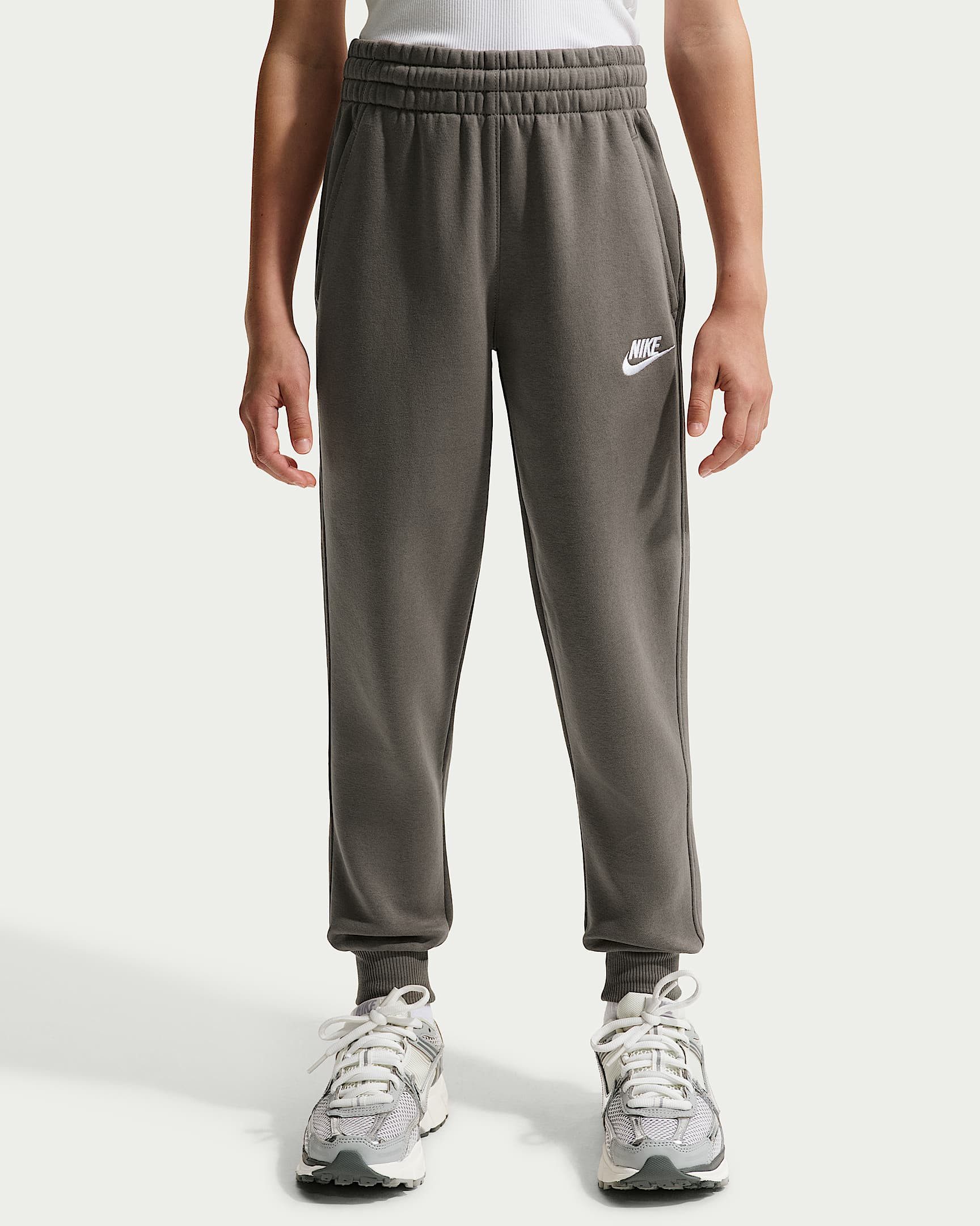 Nike Sportswear Sporthose K NSW CLUB FLC JGGR LBR Für Kinder und Jugendliche, Sweathose