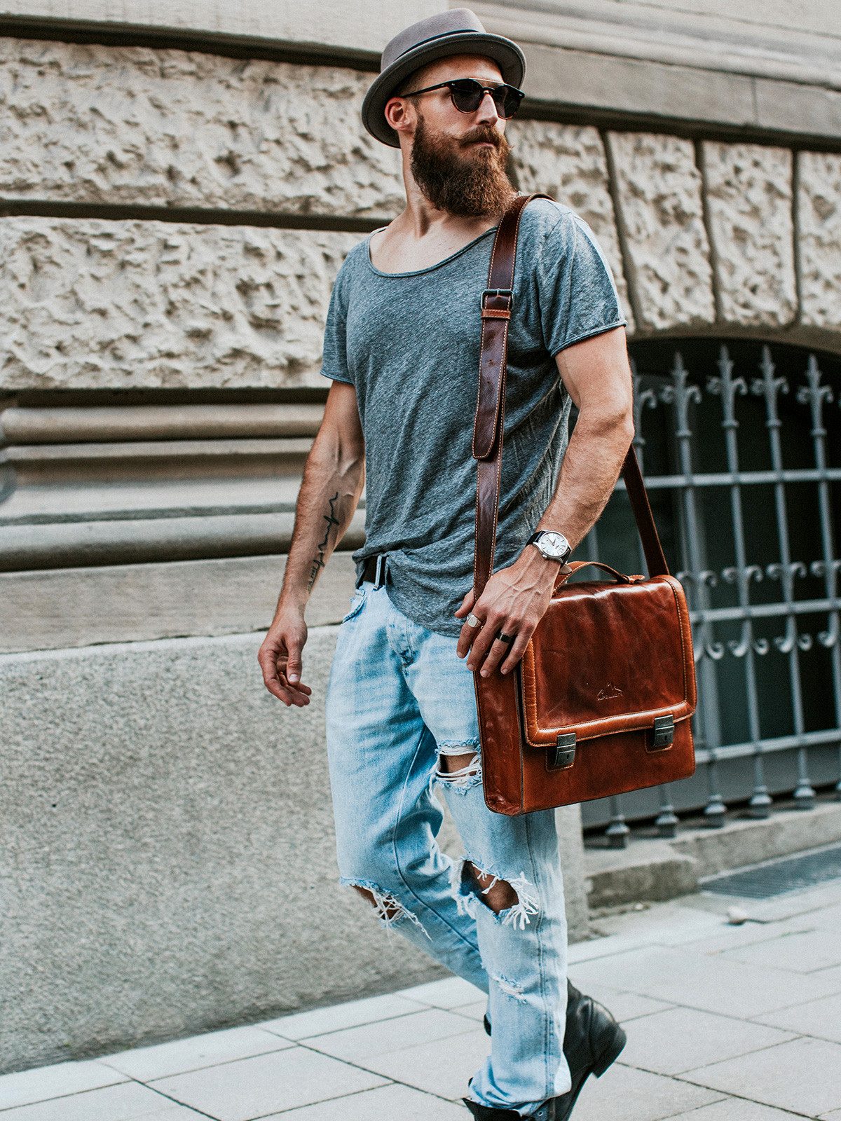 Scippis Messenger Bag Messengerbag BUCHBINDER II – Leder-Tasche mit großem Innenfach