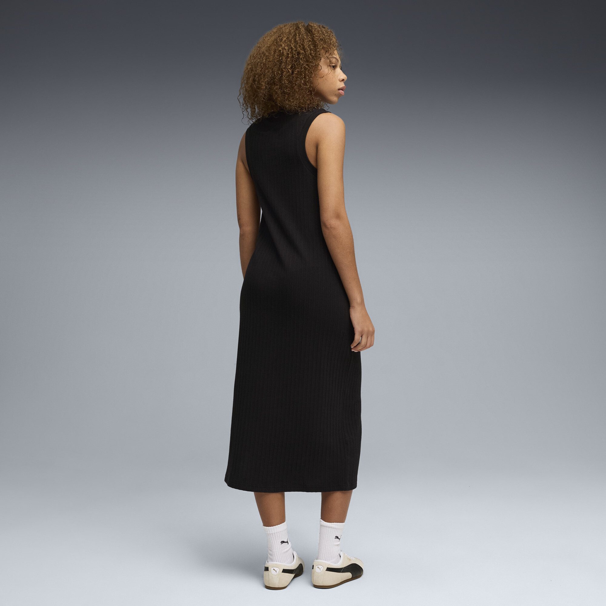 PUMA Sweatkleid HER Relaxed Kleid Damen