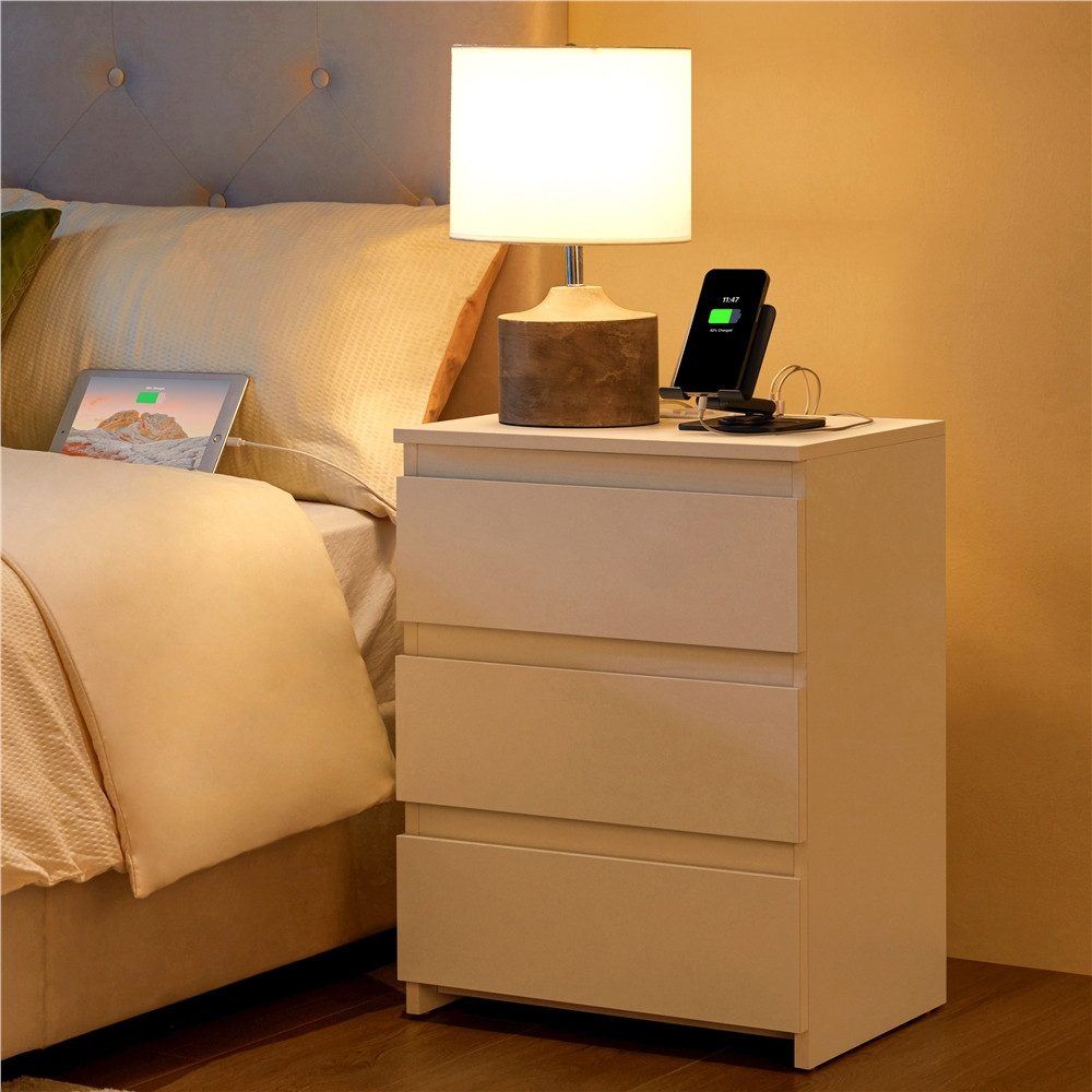 Yaheetech Nachttisch mit Ladestation, 2 USB-Anschlüsse und 2 AC-Steckdosen (1-St), Beistelltisch mit 3 Schubladen, 45,5 × 35,5 × 60,5 cm