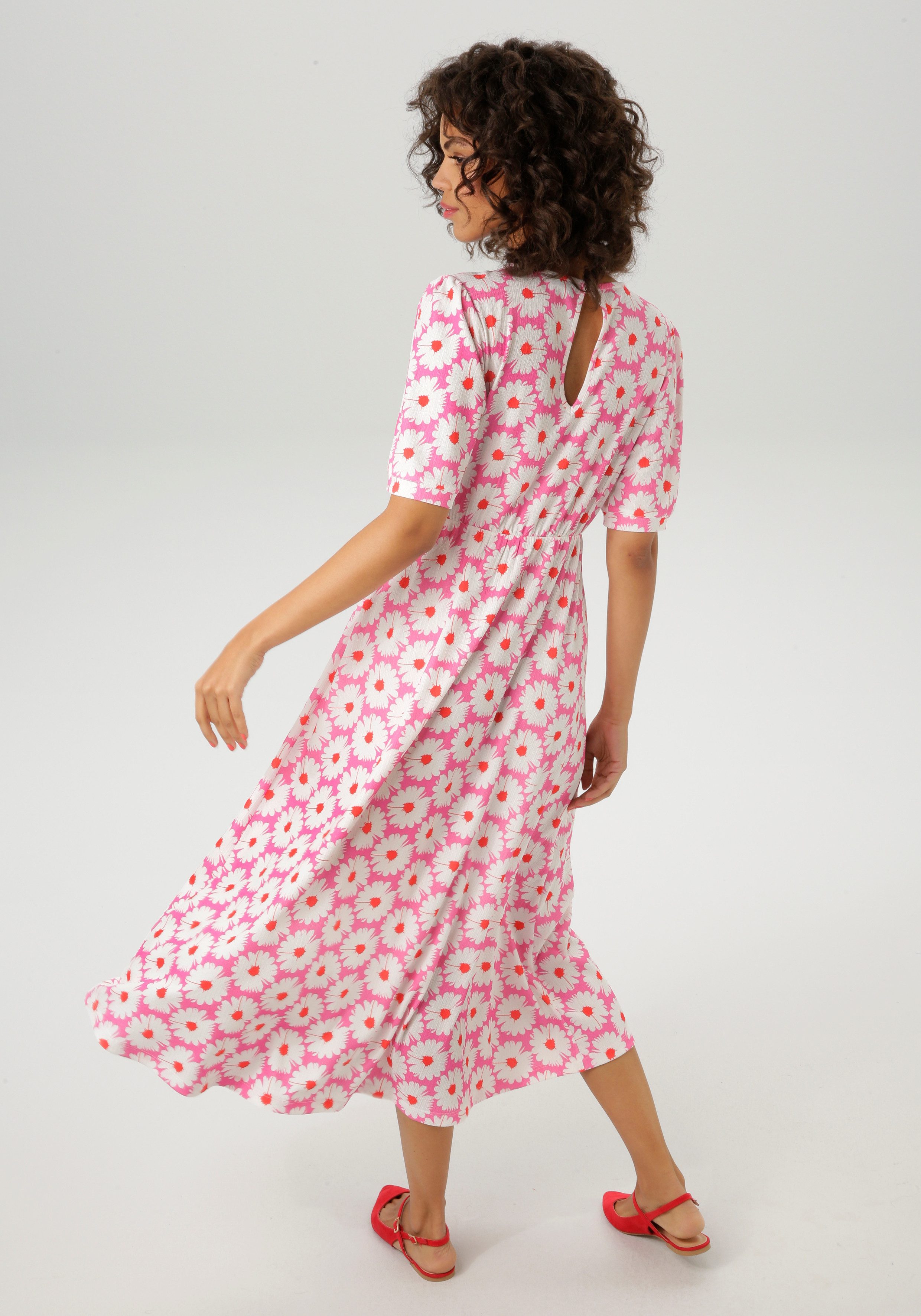 Aniston CASUAL Sommerkleid allover mit Blüten bedruckt günstig online kaufen