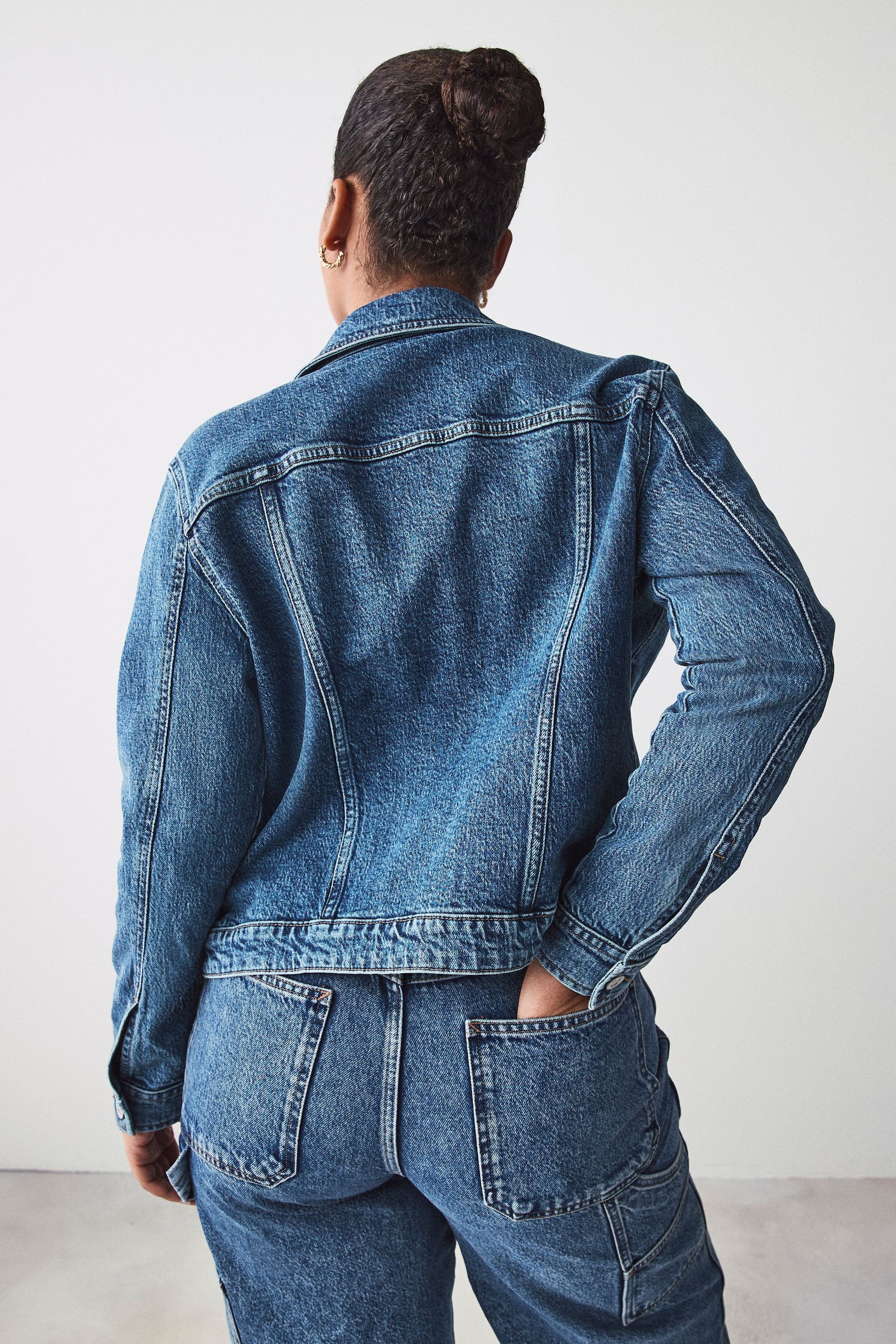 Next Jeansjacke Denim-Jacke für größere Oberweiten (1-St)