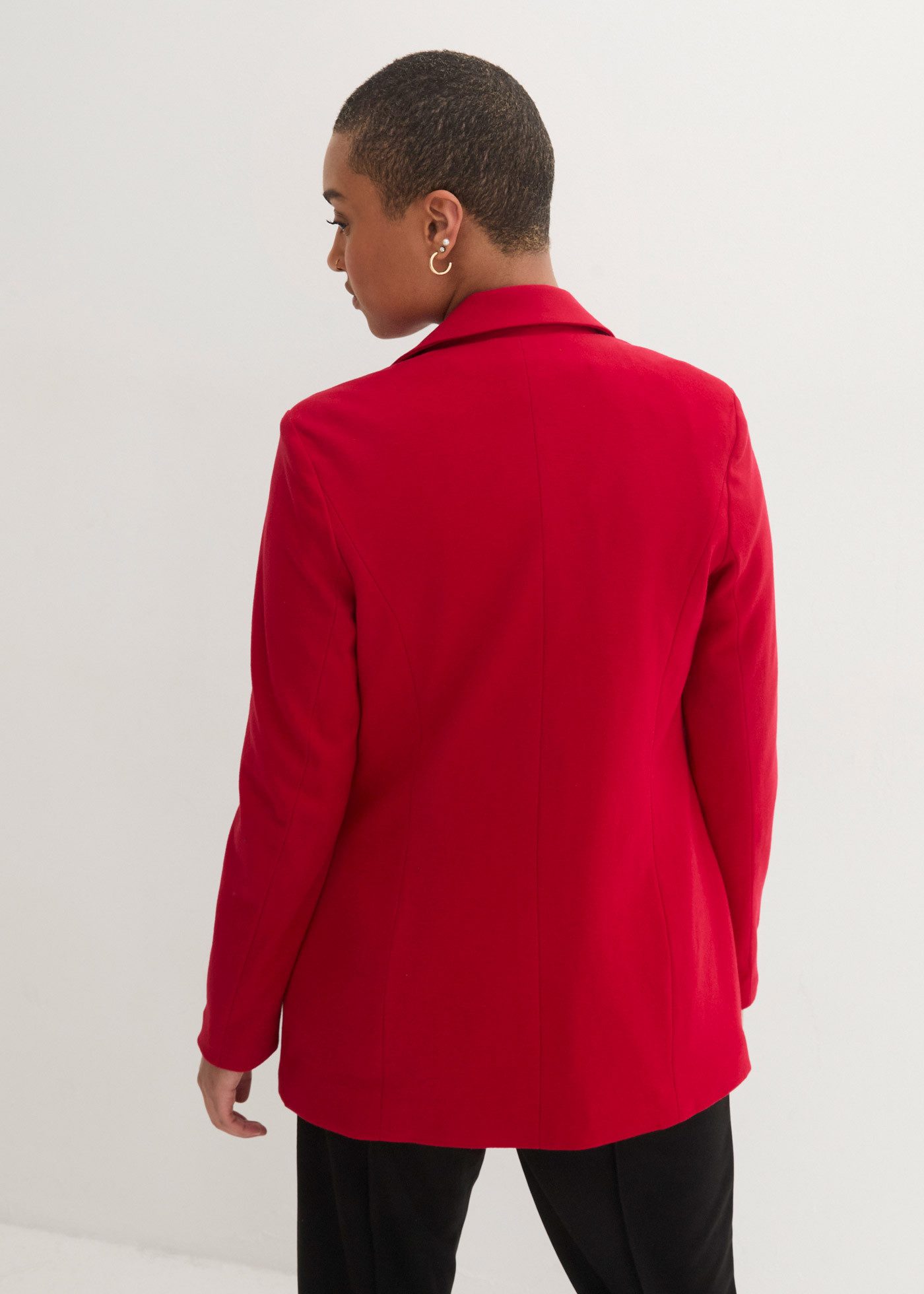 bonprix Jackenblazer (1-tlg) eleganter Schnitt, taillierte Passform, mit langem Arm