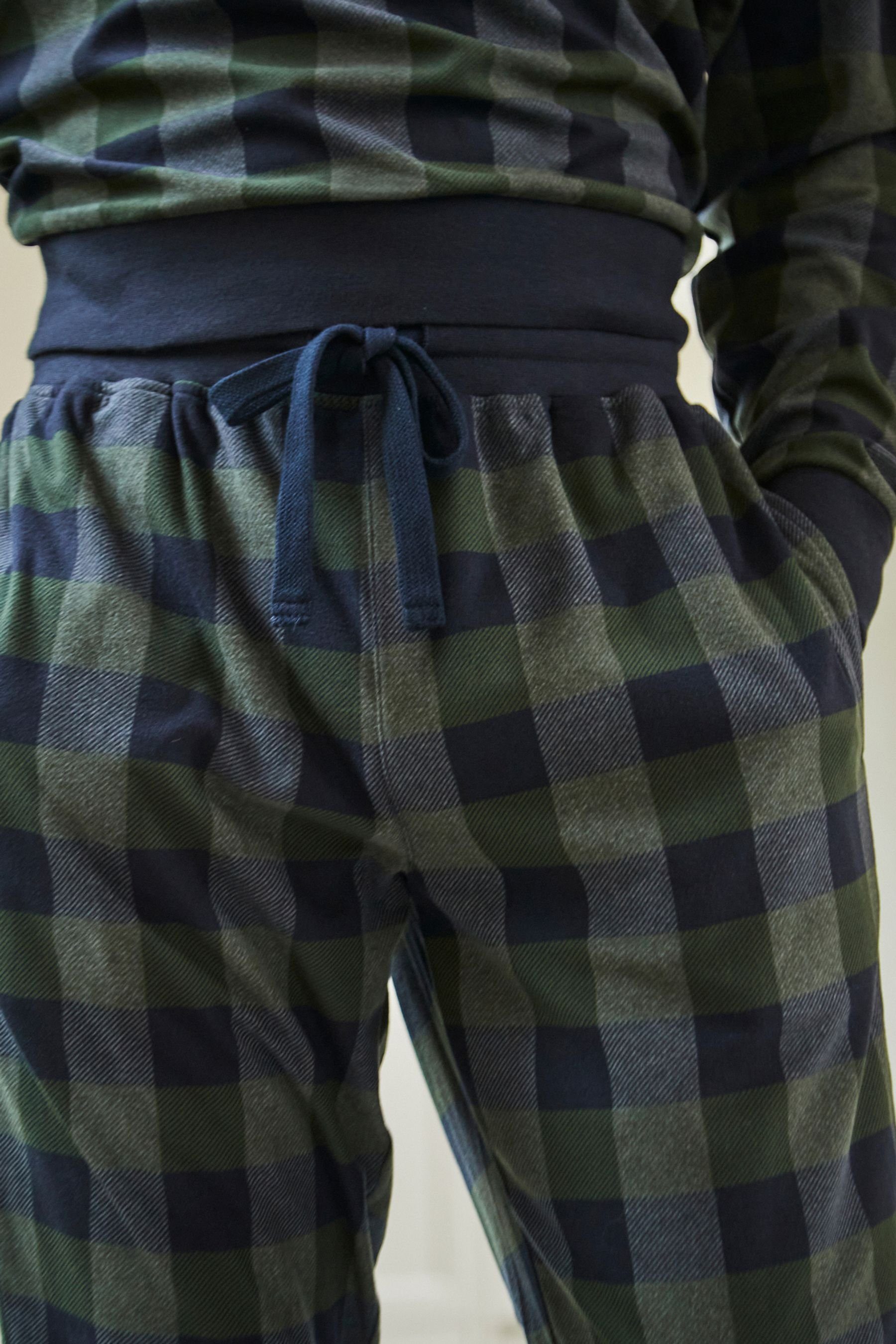 Next Pyjama Bequemer Motionflex Bündchen Green/Navy (2 Check Blue Schlafanzug tlg) mit