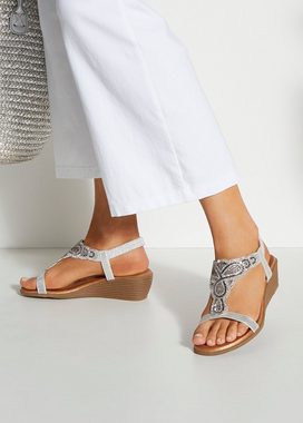 LASCANA Sandale Sandalette, Sommerschuh mit leichtem Keilabsatz und Glitzer-Steinchen