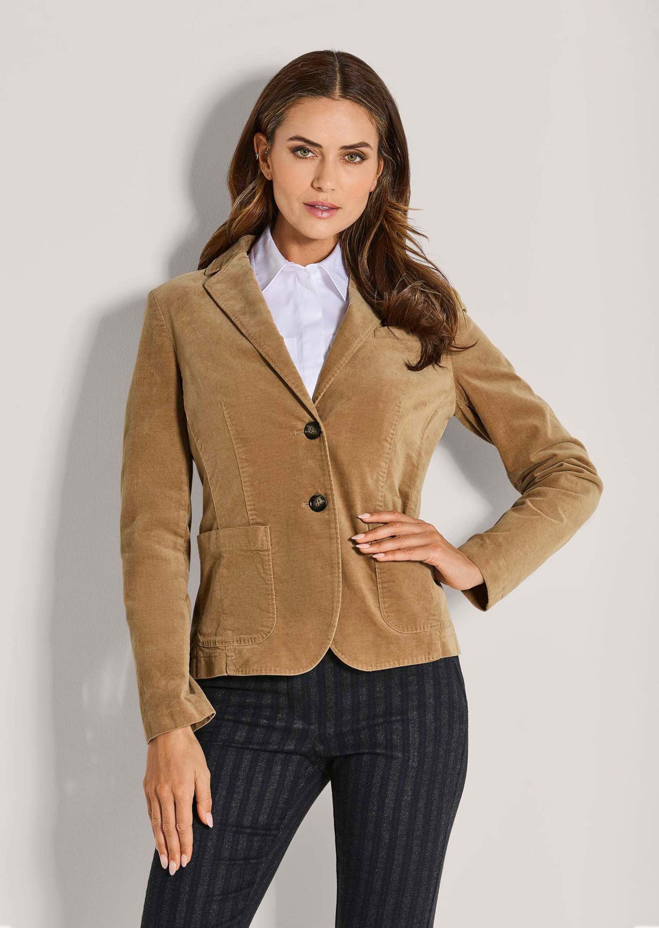 MADELEINE Kurzblazer Samtblazer mit Stretch-Komfort Kurzblazer mit Reverskr günstig online kaufen