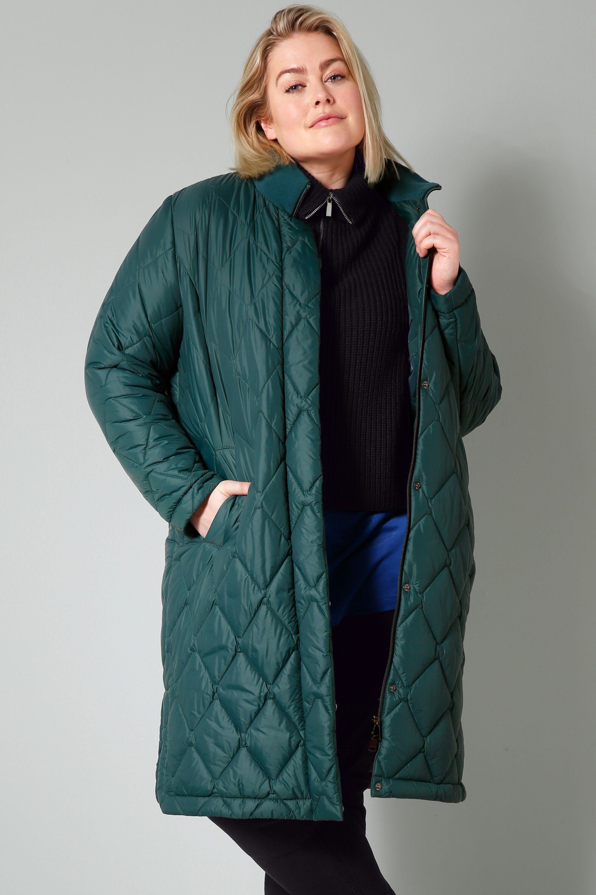 Sara Lindholm Wintermantel Steppmantel Straight Fit Ripp-Stehkragen Zipper