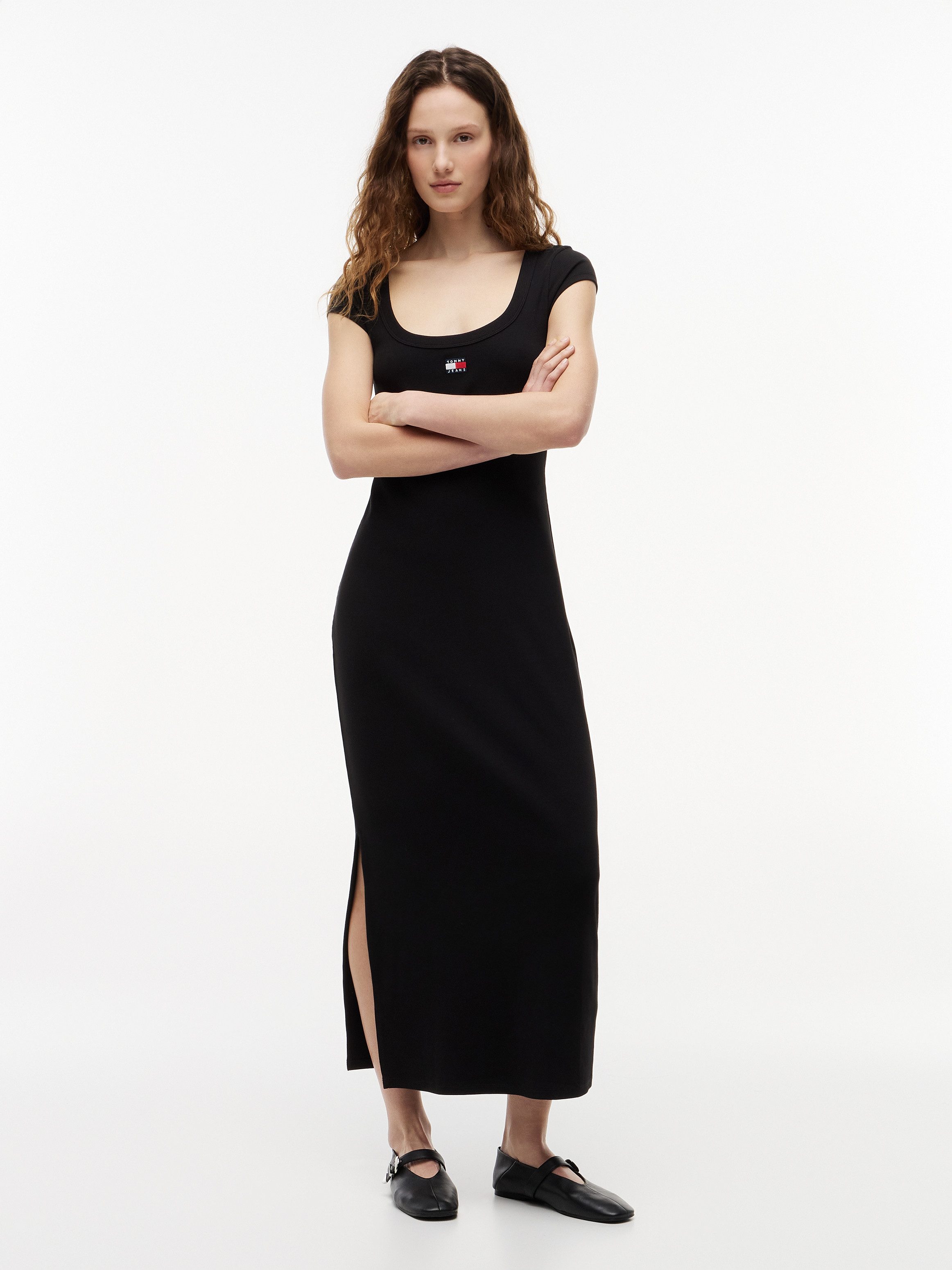 Tommy Jeans Maxikleid TJW MAXI BADGE DRESS EXT Baumwollmischung, figurbetont