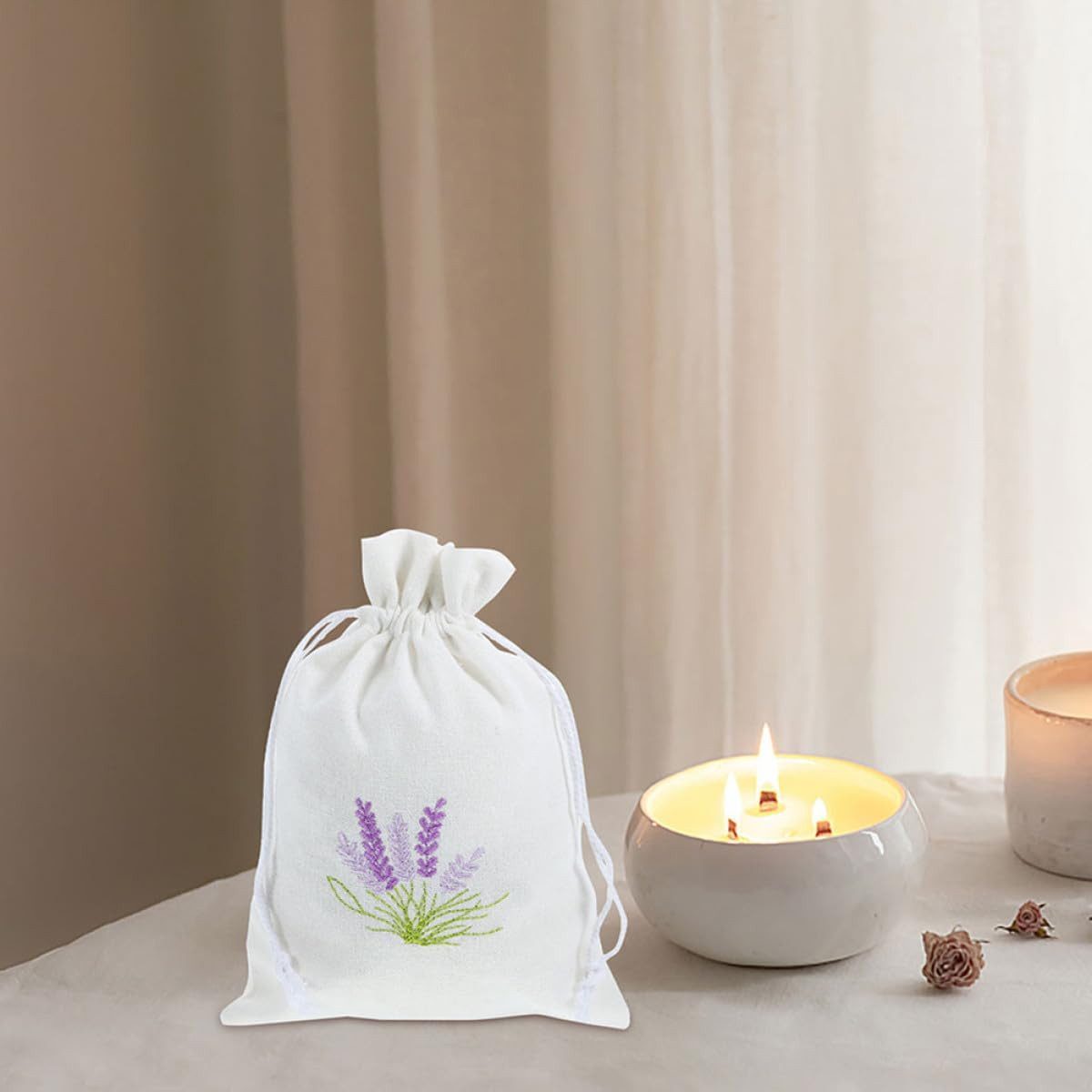 FELIXLEO Duftbeutel Lavendel Duftsäckchen 4 Stück Canvas Bestickt Kordelzug Badezimmer, 1-tlg. – Bild 4 von 5