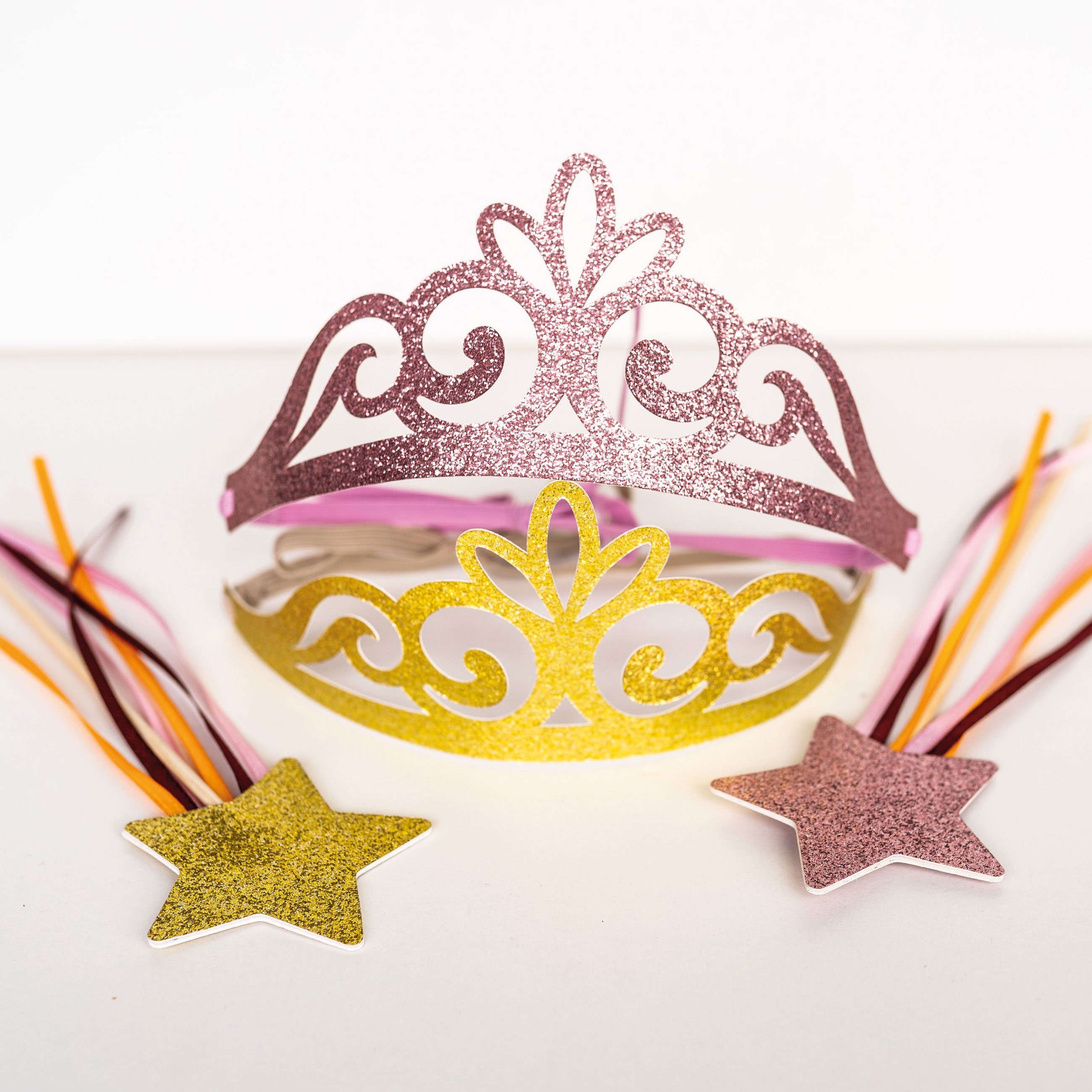 PAPIERDRACHEN Prinzessin-Kostüm Kronen mit Zauberstab - 4er Set - Glitzernde Farben
