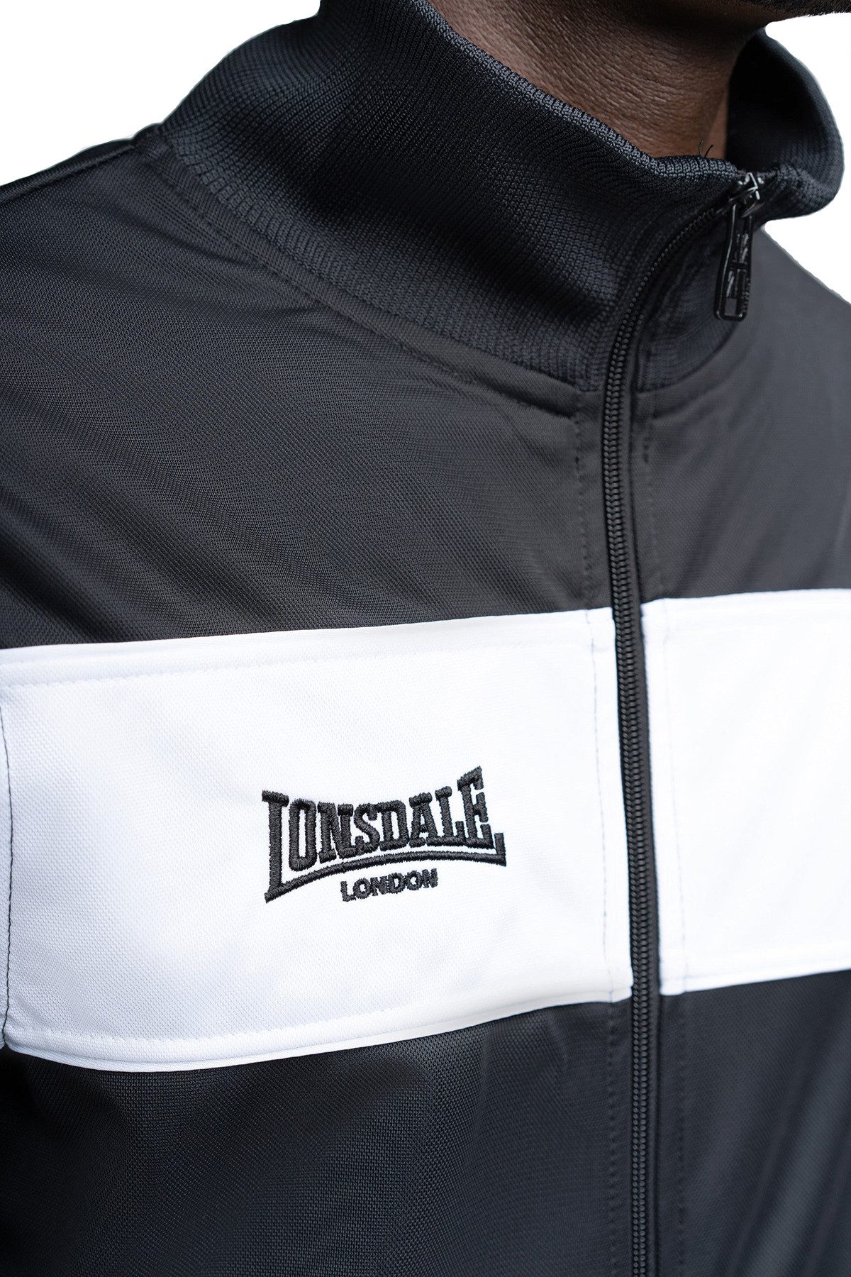 Lonsdale Trainingsjacke Alnwick (1-St., kein Set) mit Stehkragen