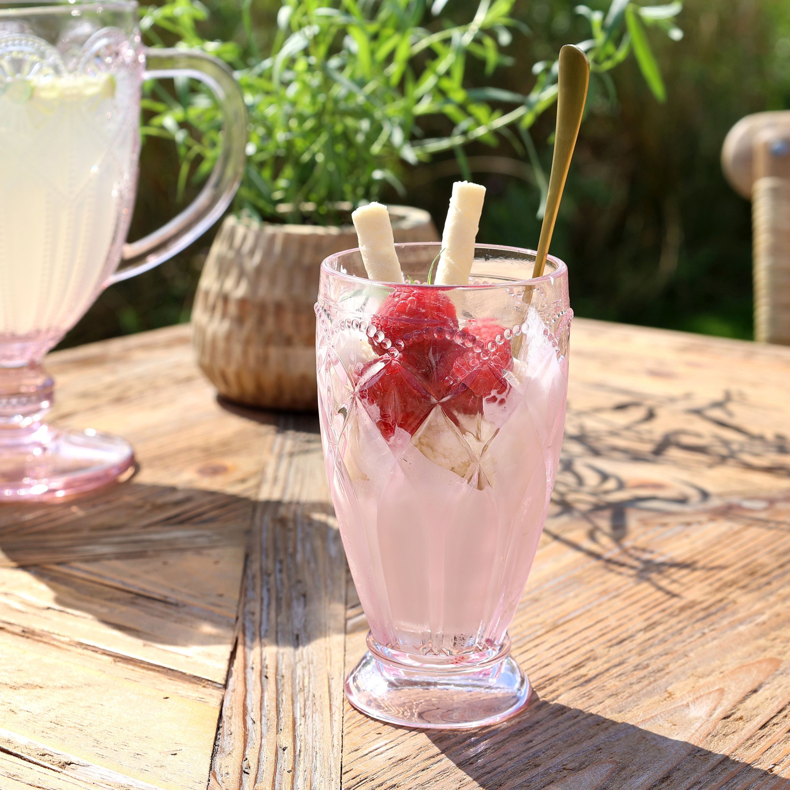 Chic Antique Gläser-Set Chic Antique - Wasserglas Trinkglas Glas 350ml Rosa mit Muster, Glas