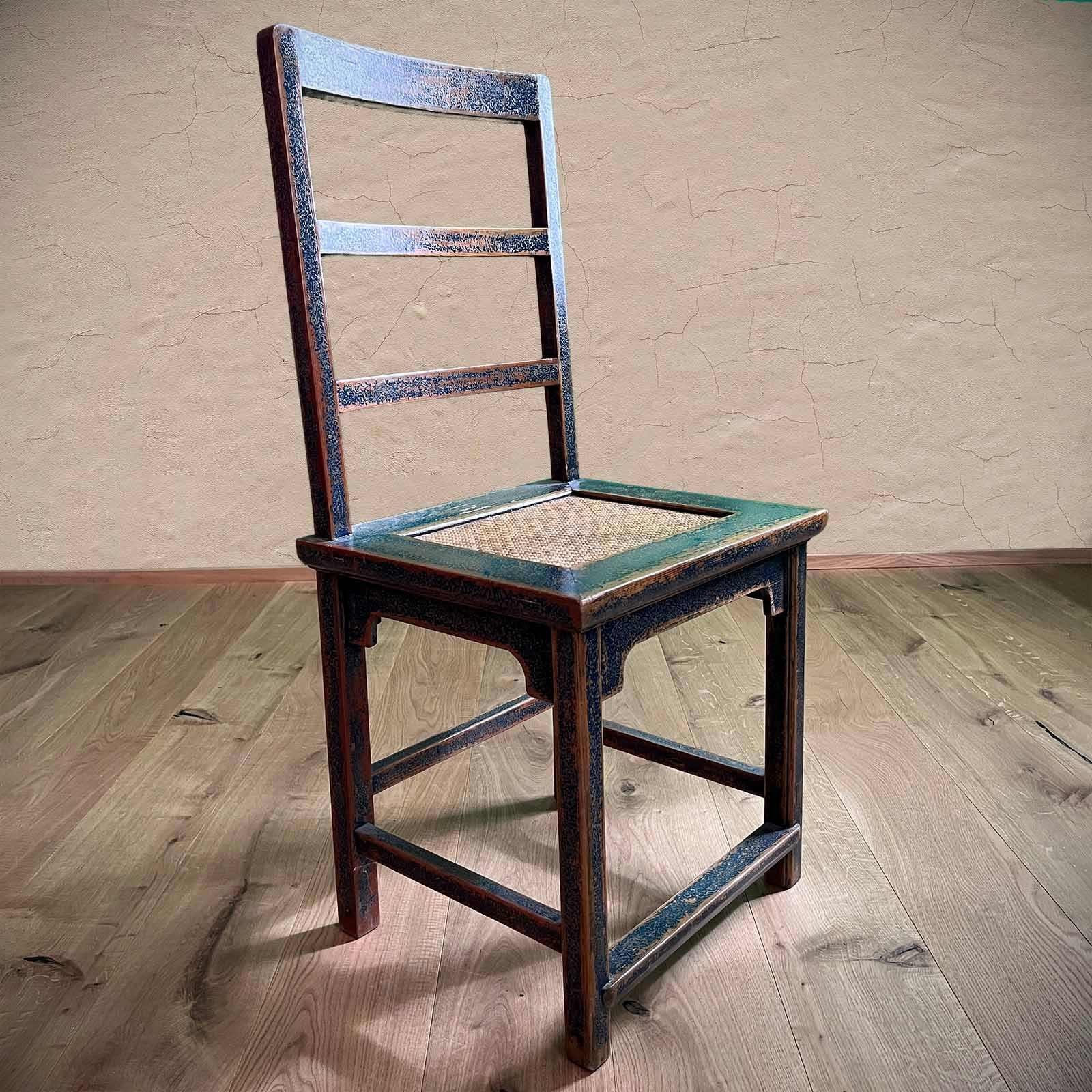 Holz China Asien Sitzfläche Vintage Stuhl LifeStyle mit Rattan 4-Fußstuhl