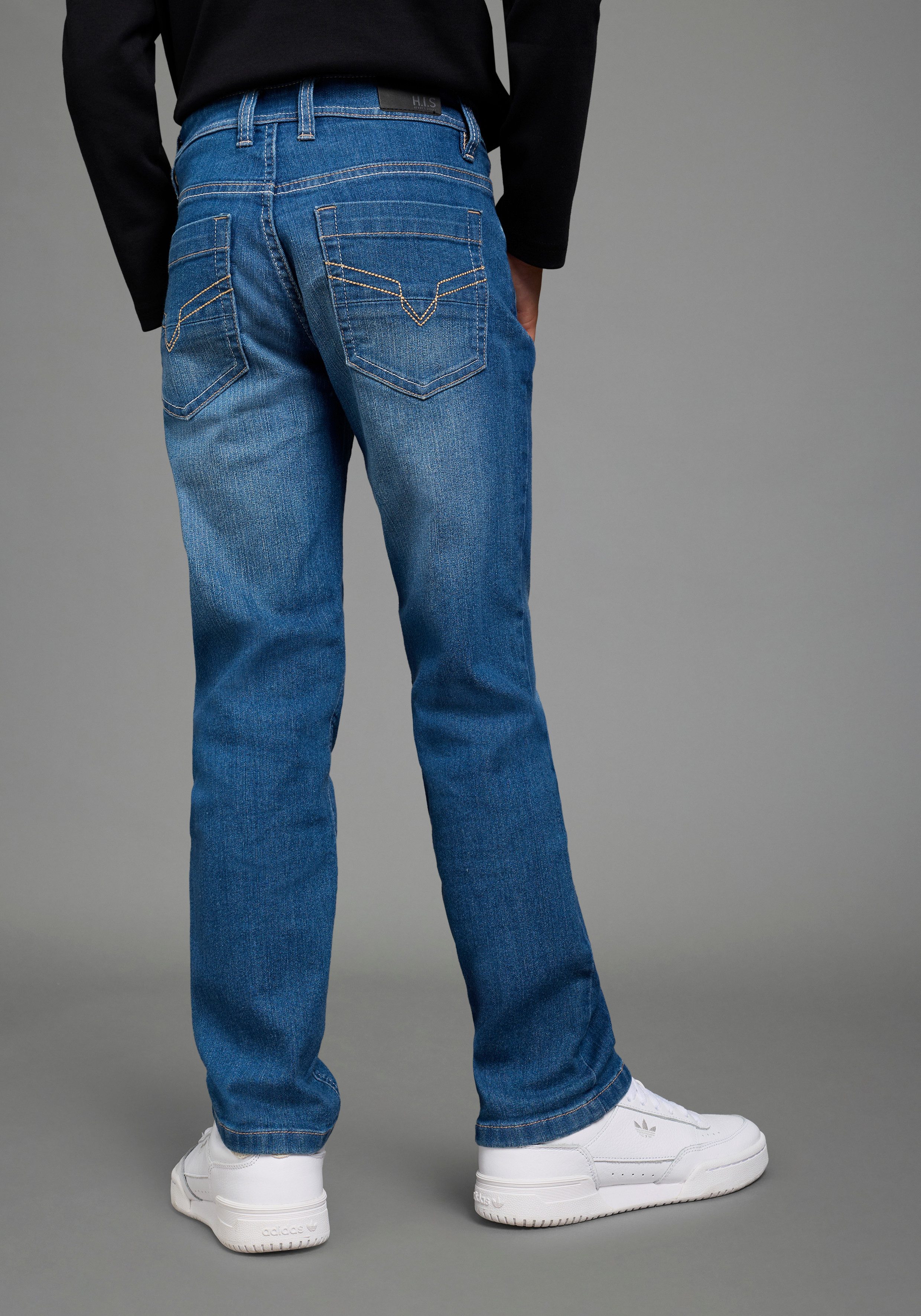 H.I.S Relax-fit-Jeans Stretchjeans in gerader Form für Jungen Für TEENS. Gerade Jeans in authentischer Waschung