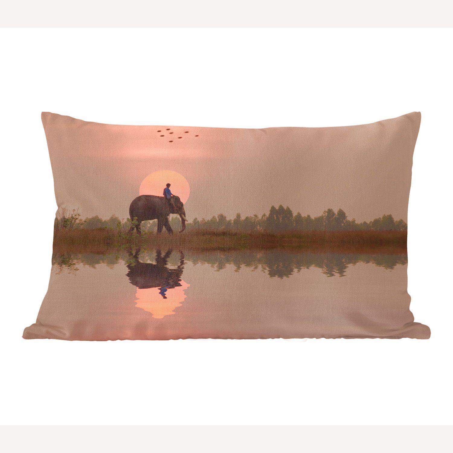 MuchoWow Dekokissen Ein Elefant in einem Reisfeld bei Sonnenuntergang in Thailand, Wohzimmer Dekoration, Zierkissen, Dekokissen mit Füllung, Schlafzimmer