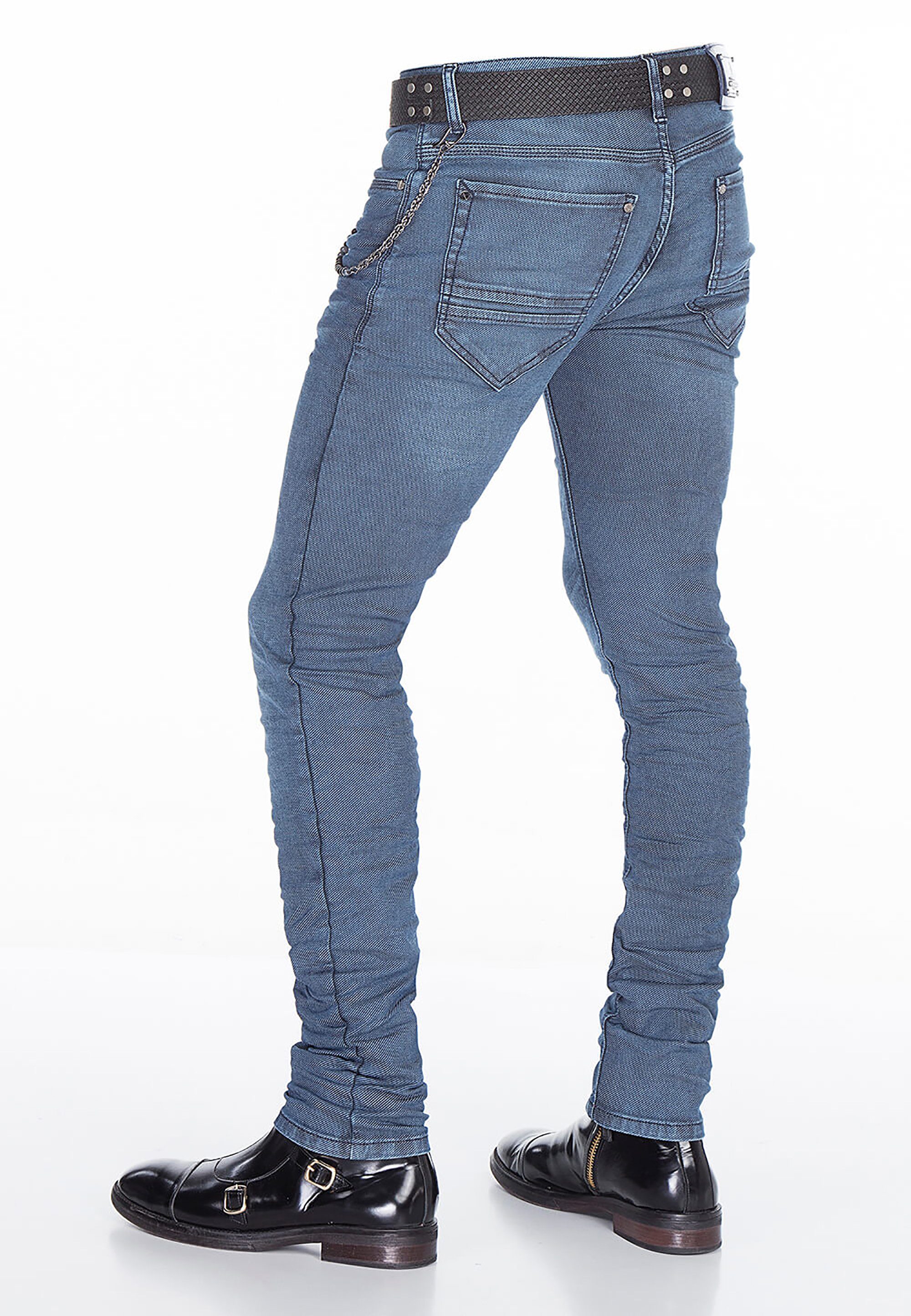 im & Röhrenjeans indigo Schnitt Cipo Slim-Fit Baxx