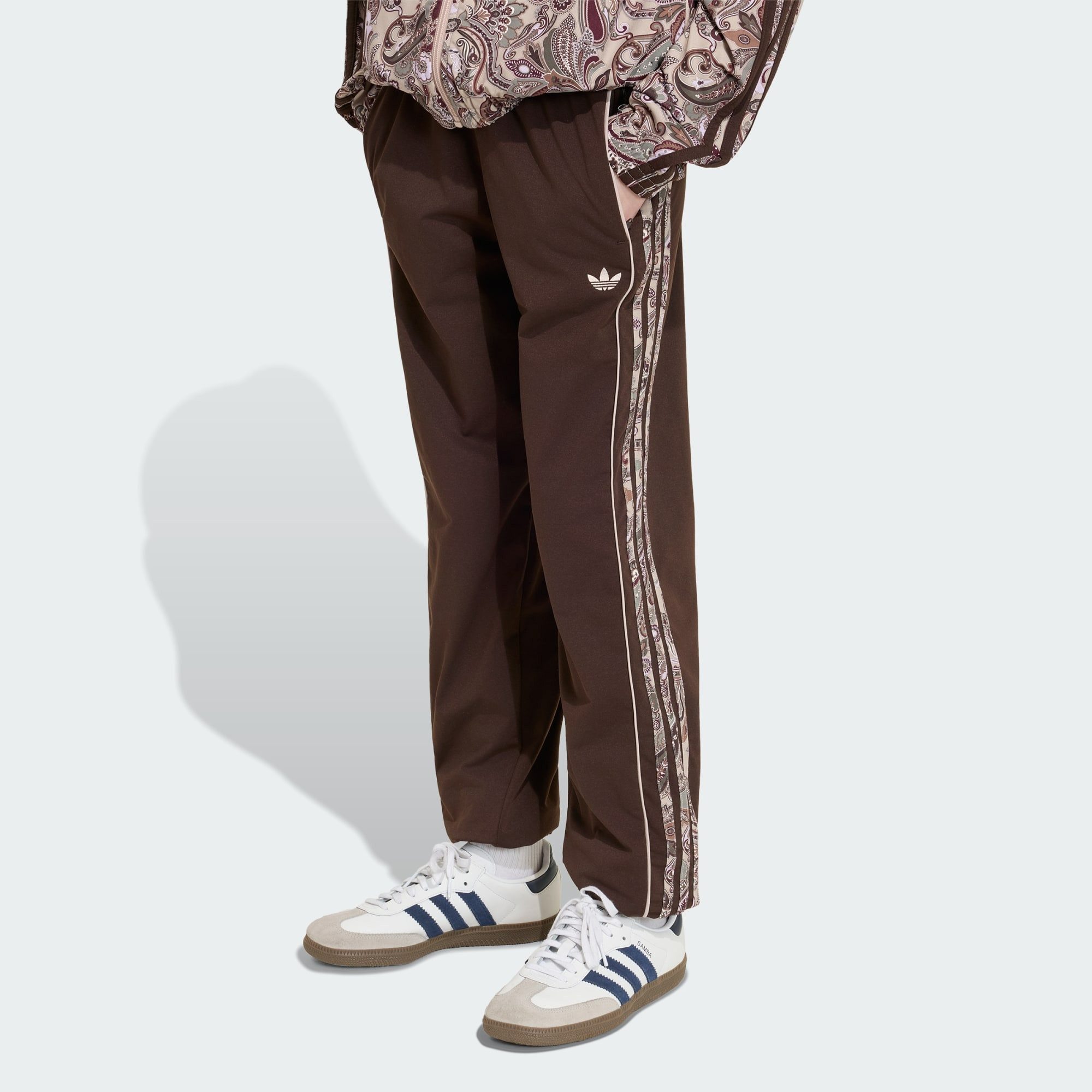 adidas Originals Jogginghose SST LOOSE PAISLEY TRAININGSHOSE (1-tlg)