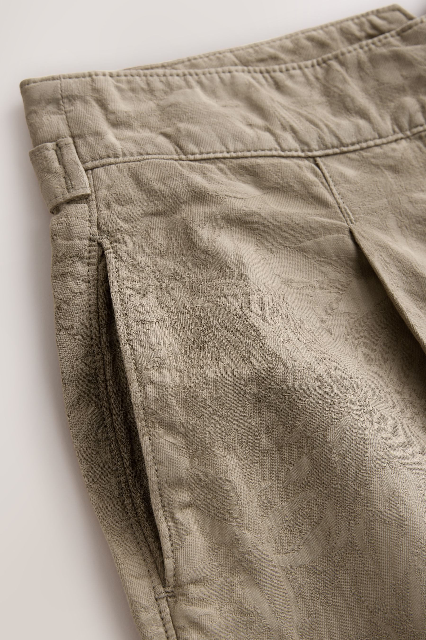Next Stoffhose Barrel Hose aus 100 % Baumwolljacquard (1-tlg)