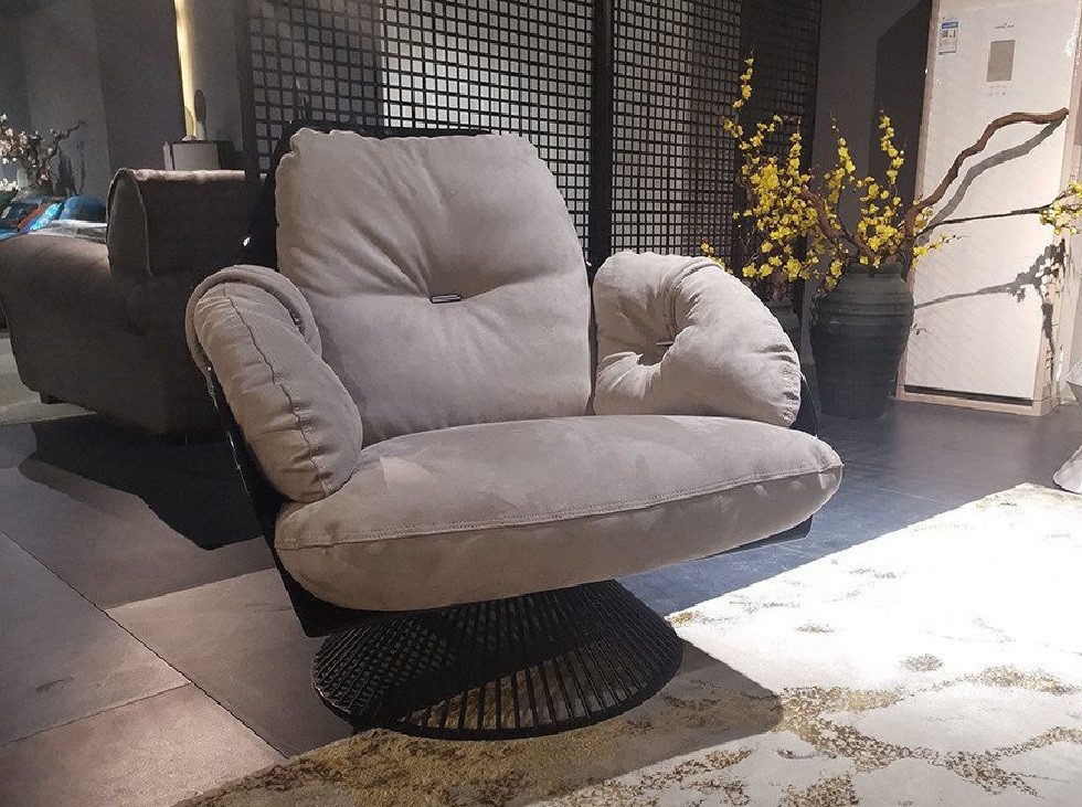 Xlmoebel Loungesessel Ein einzelner drehbarer Ledersessel im Club-Lounge-Design (Sessel), Hergestellt in Europa