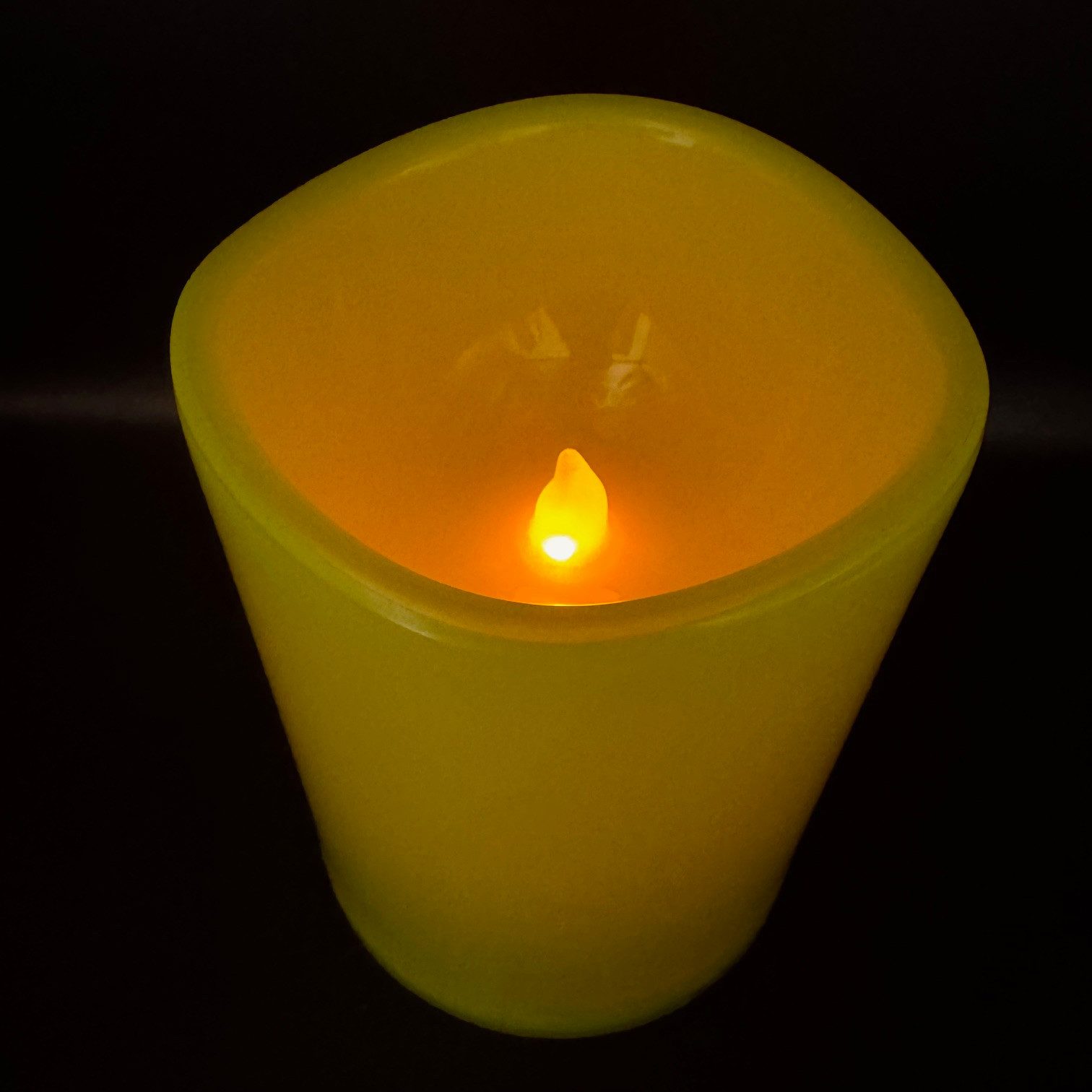 Online-Fuchs LED-Kerze mit rotierenden Schmetterlingen & günstig online kaufen