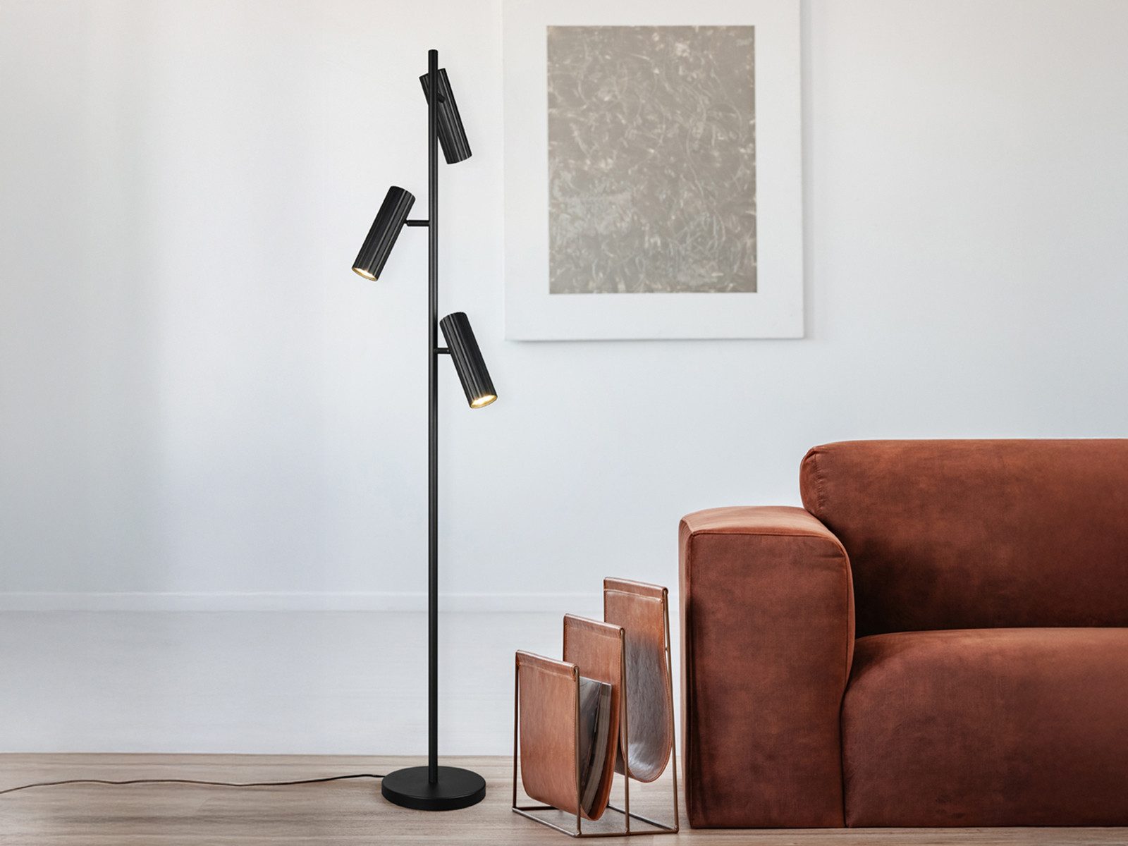 TRIO Leuchten LED Stehlampe, Dimmfunktion, LED wechselbar, Warmweiß, Steh Leselampe stehend für Lese-Ecke Stehleuchte aus Metall Höhe 150cm