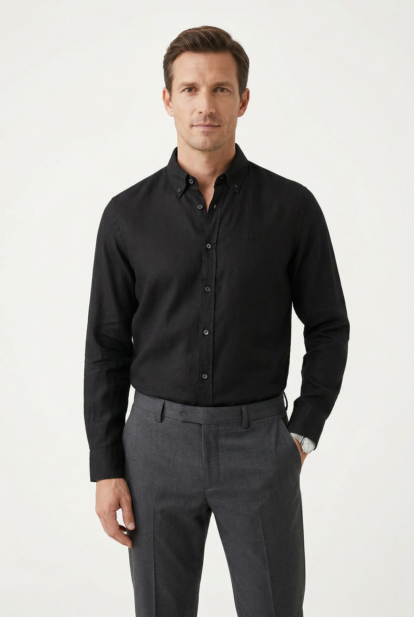 BOSS Leinenhemd LIAM 100% Leinen mit Button-Down-Kragen, regular fit