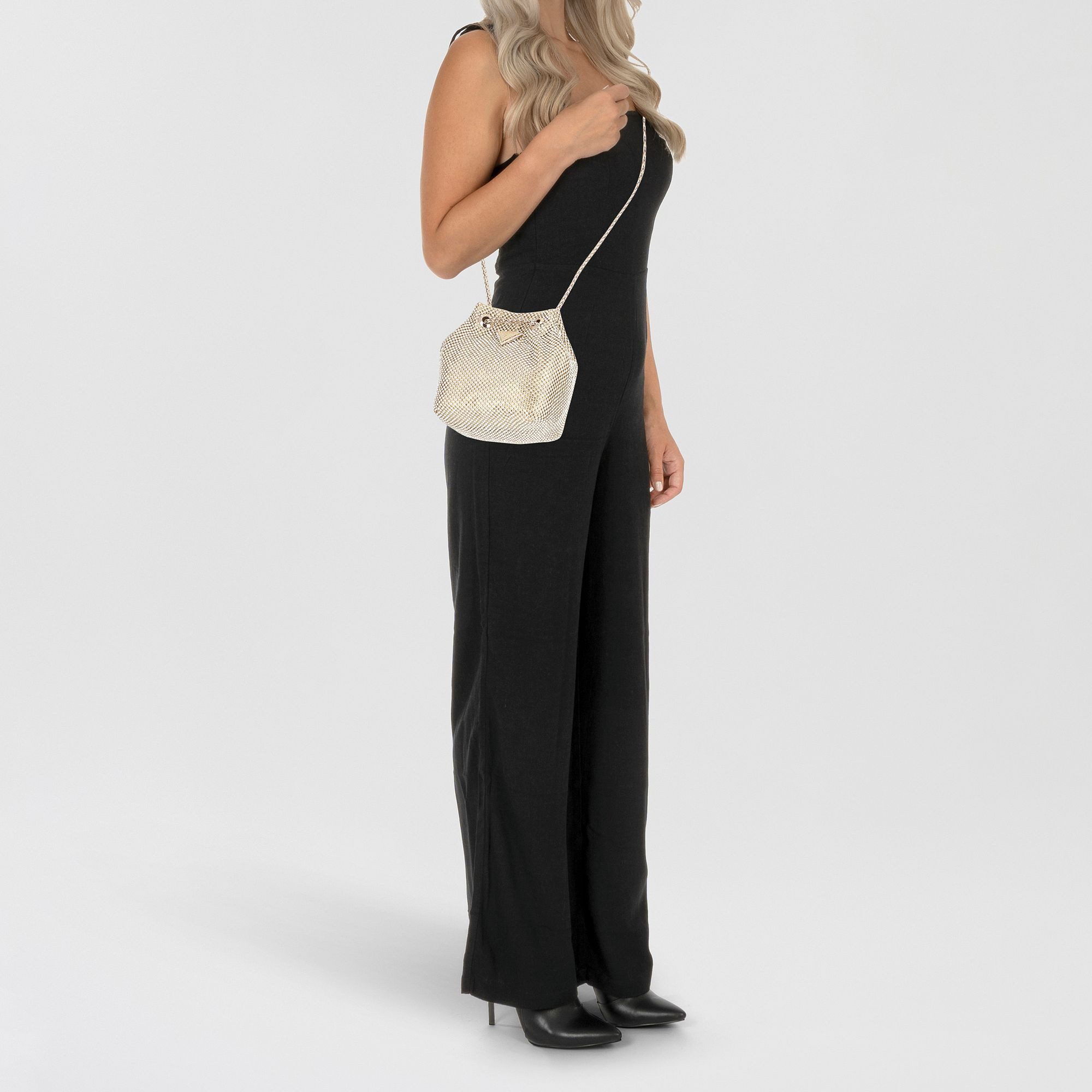 Guess Beuteltasche Zalina, Aluminium