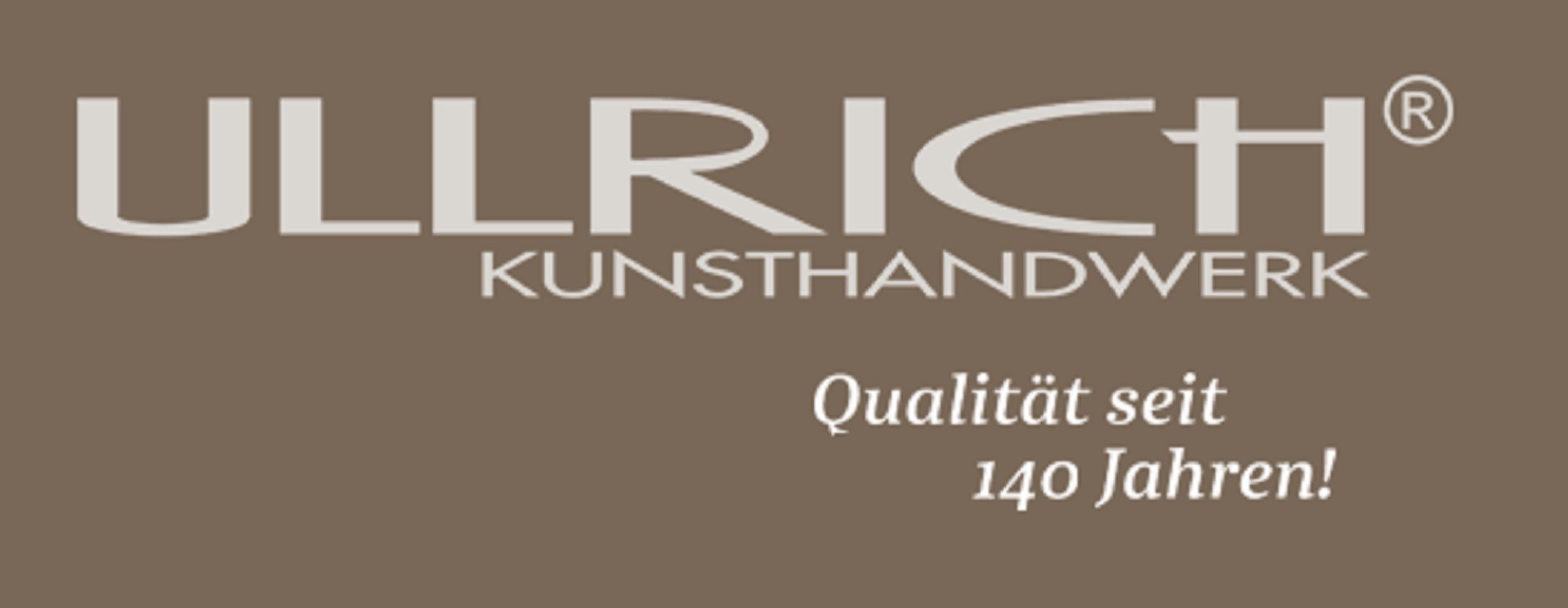 Ullrich Kunsthandwerk Weihnachtsmann Geschenkset mit Hase und verschneitem Baum