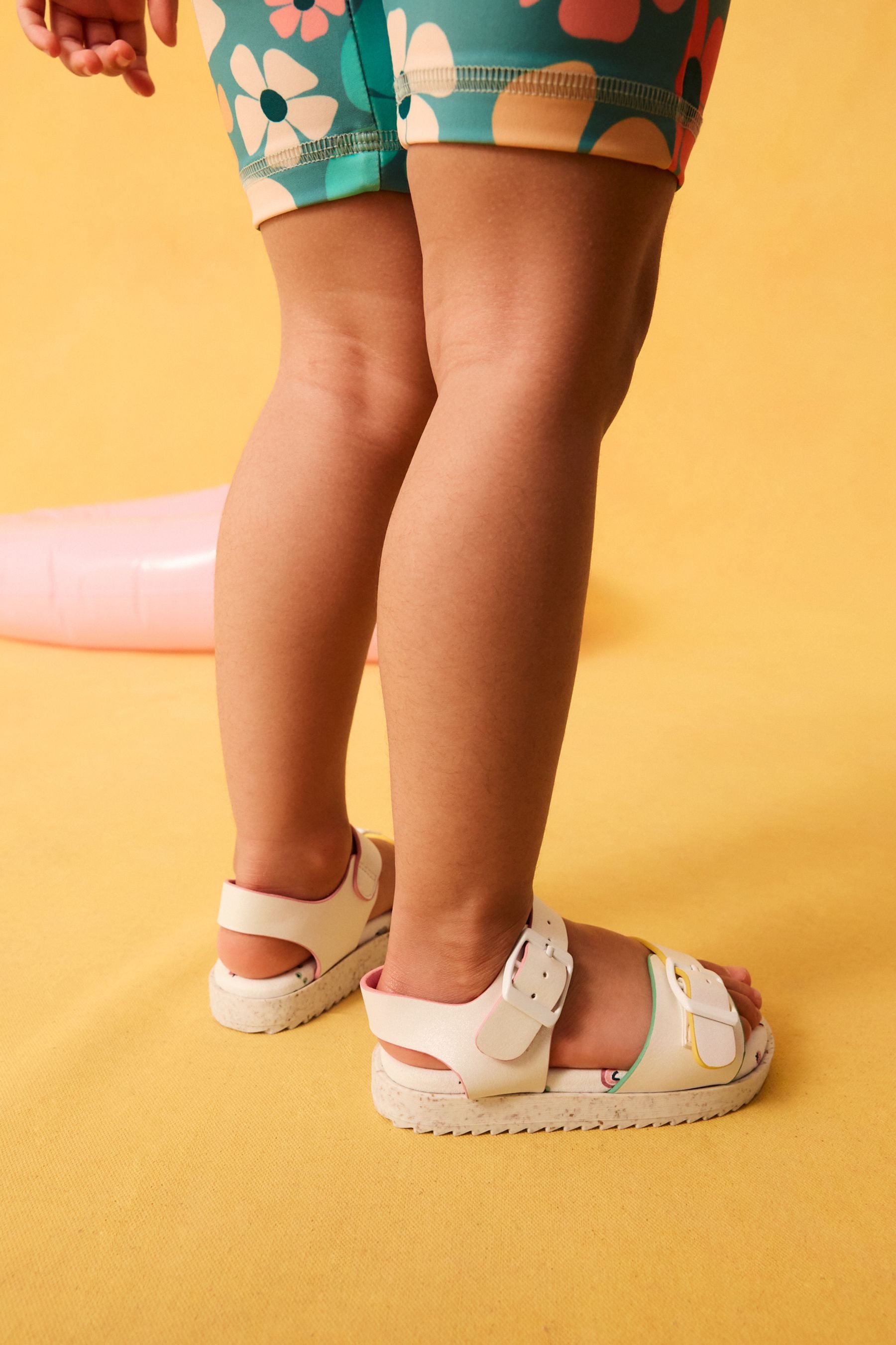 Next Sandalen mit Klettverschluss Sandale (1-tlg)