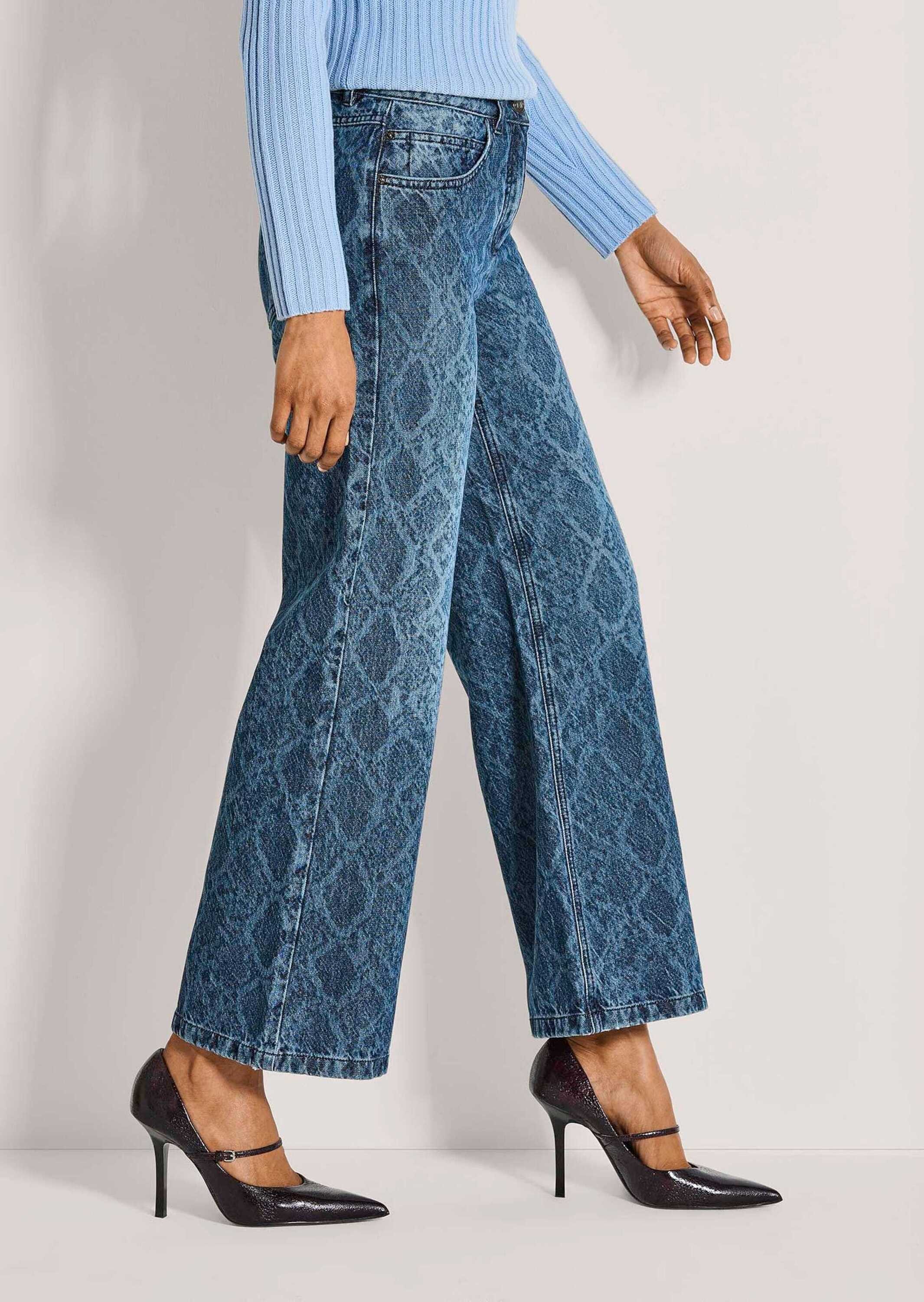 MADELEINE Gerade Jeans Kurzgröße: Culotte-Jeans mit Ornament-Print Weit geschnittene Denim mit einzigartigem Druck, hoher Bund