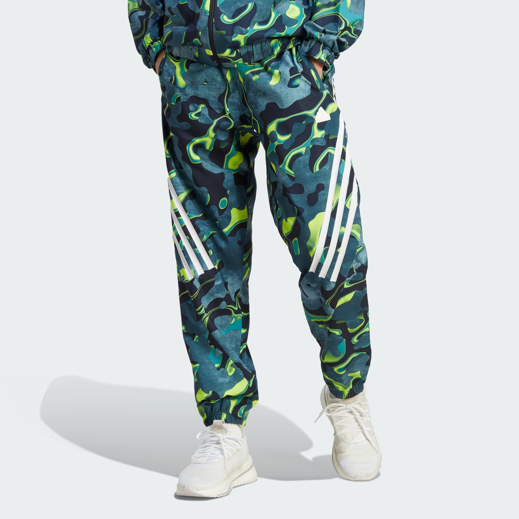 adidas Sportswear Jogginghose FUTURE ICONS ALLOVER PRINT HOSE White / Arctic Night