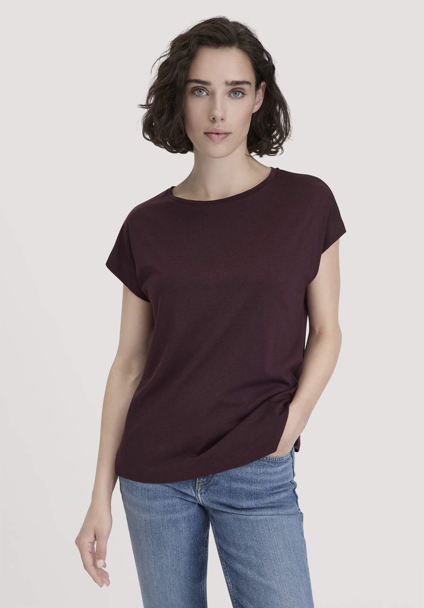 Hessnatur T-Shirt aus TENCEL™ Lyocell mit Bio-Baumwolle (1-tlg) günstig online kaufen