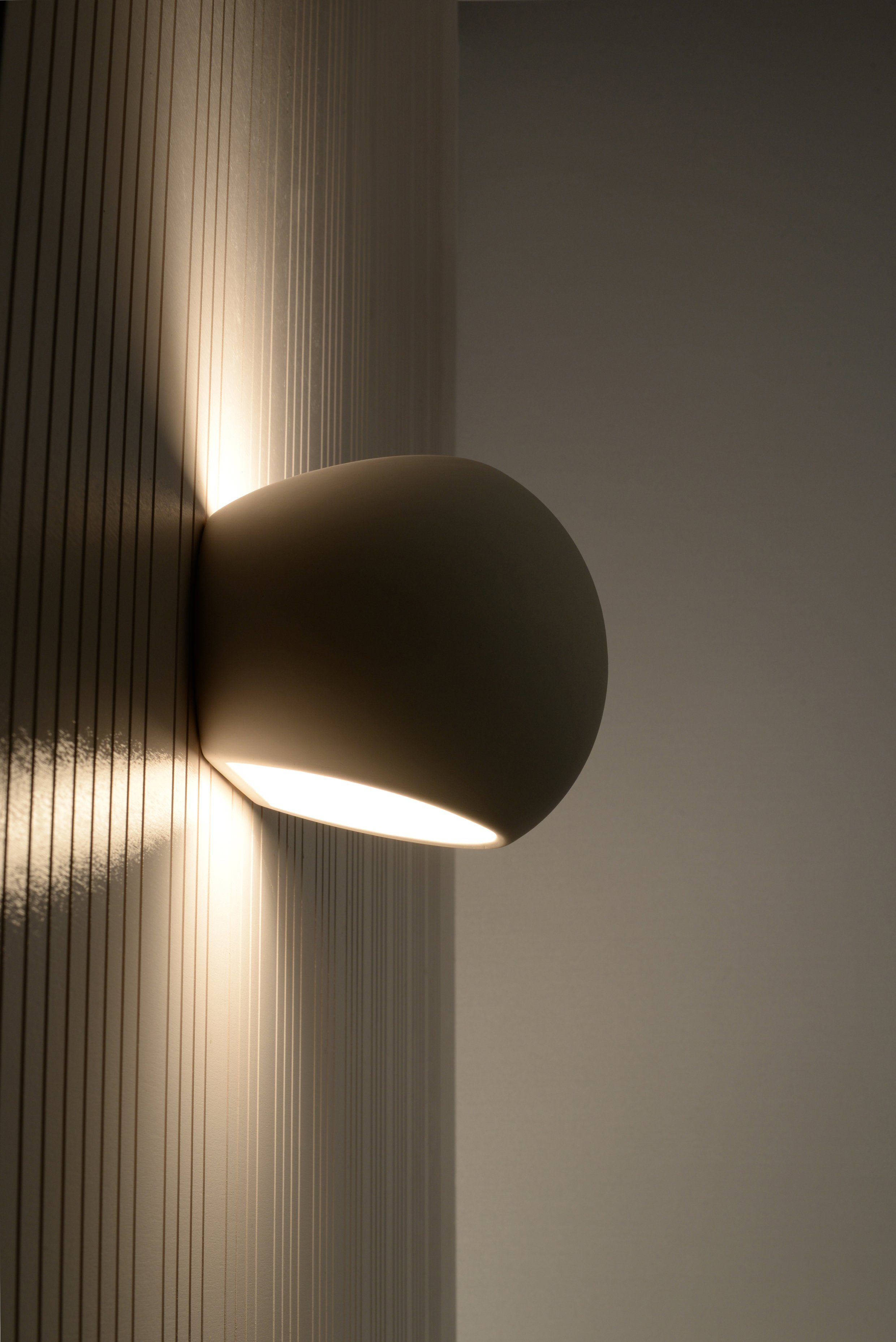 SOLLUX lighting Deckenleuchte Wandlampe Wandleuchte Keramik GLOBE, 1x E27,  ca. 18x11x15 cm, geeignet für Leuchtmittel E27 max. 60 Watt
