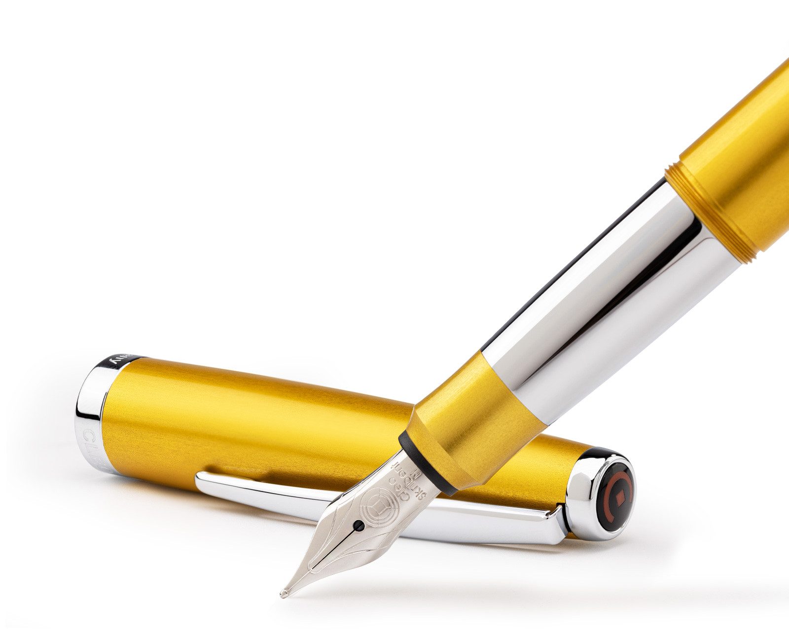 Cleo Skribent Füllfederhalter Cleo Skribent Colour Patronen-Füllhalter, gelbgold, M-Feder