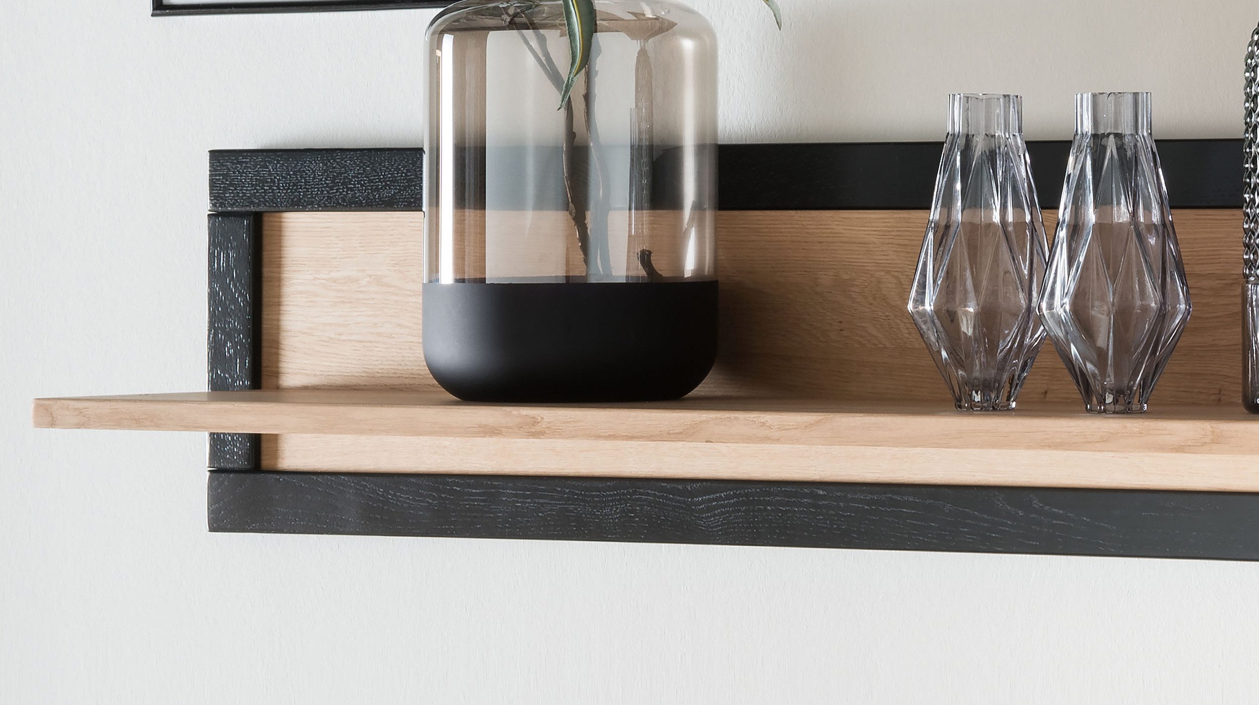 Massivart® Wandboard GIRONA 170 cm Breite / Massivholz Wildeiche geölt, Wandregal / großzügige Ablagefläche