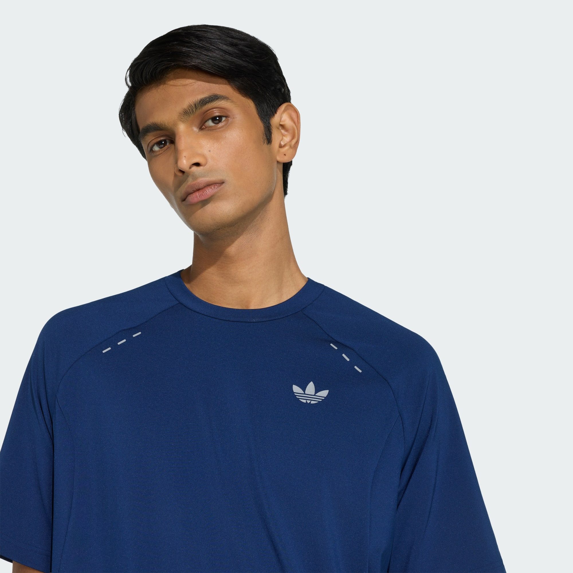 adidas Originals T-Shirt TECH TREFOIL ESSENTIALS POLYESTER T-SHIRT (1-tlg) – Bild 5 von 5