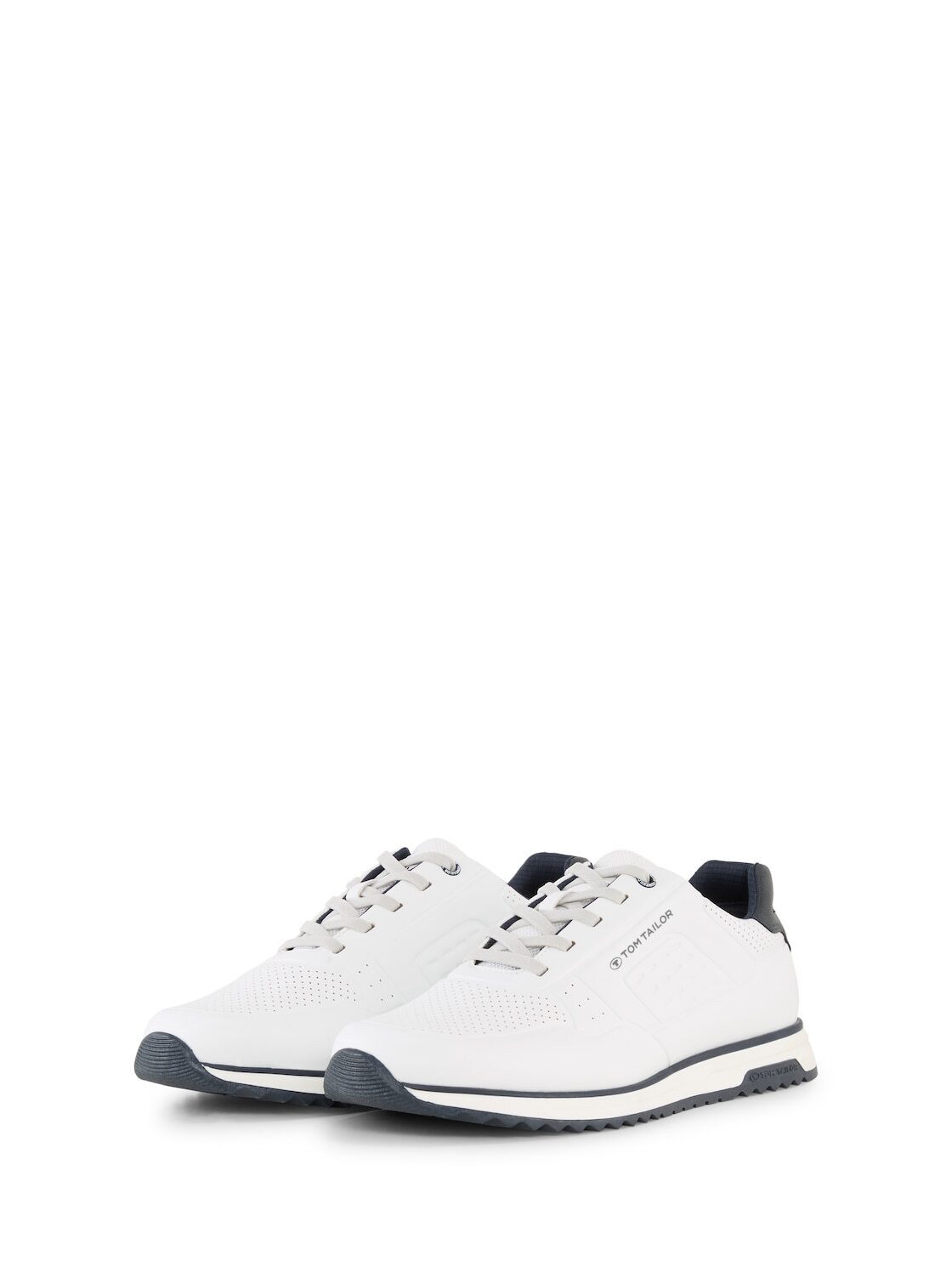 TOM TAILOR Shoes Licence Sneaker (1-tlg) Sneaker mit Lochmuster auf der Vorderkappe